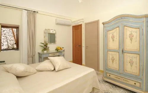 Photo of the whole room, Bed in Locanda Degli Dei