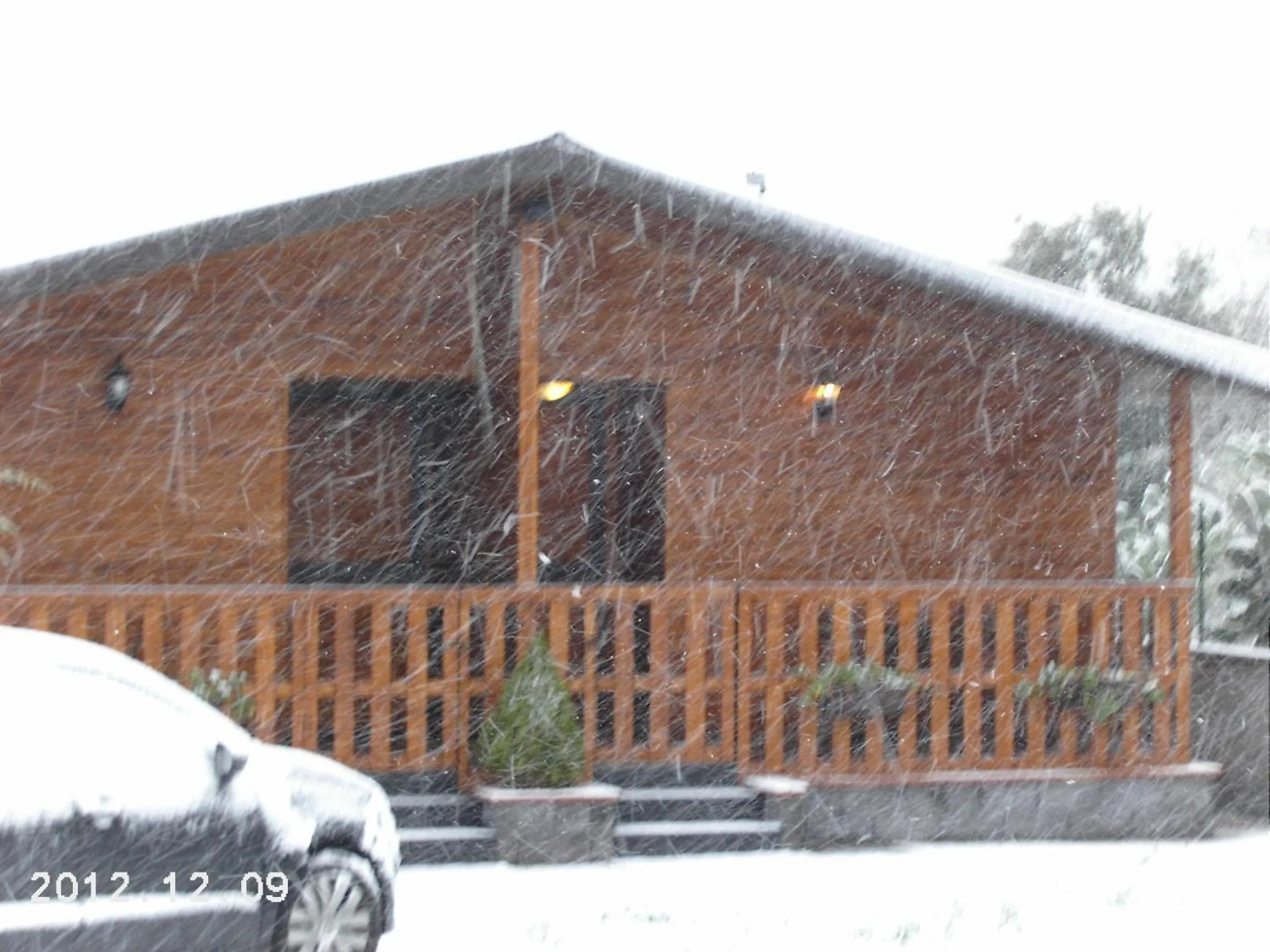 Decorative detail in La Porta Dell'Etna - Nicolosi