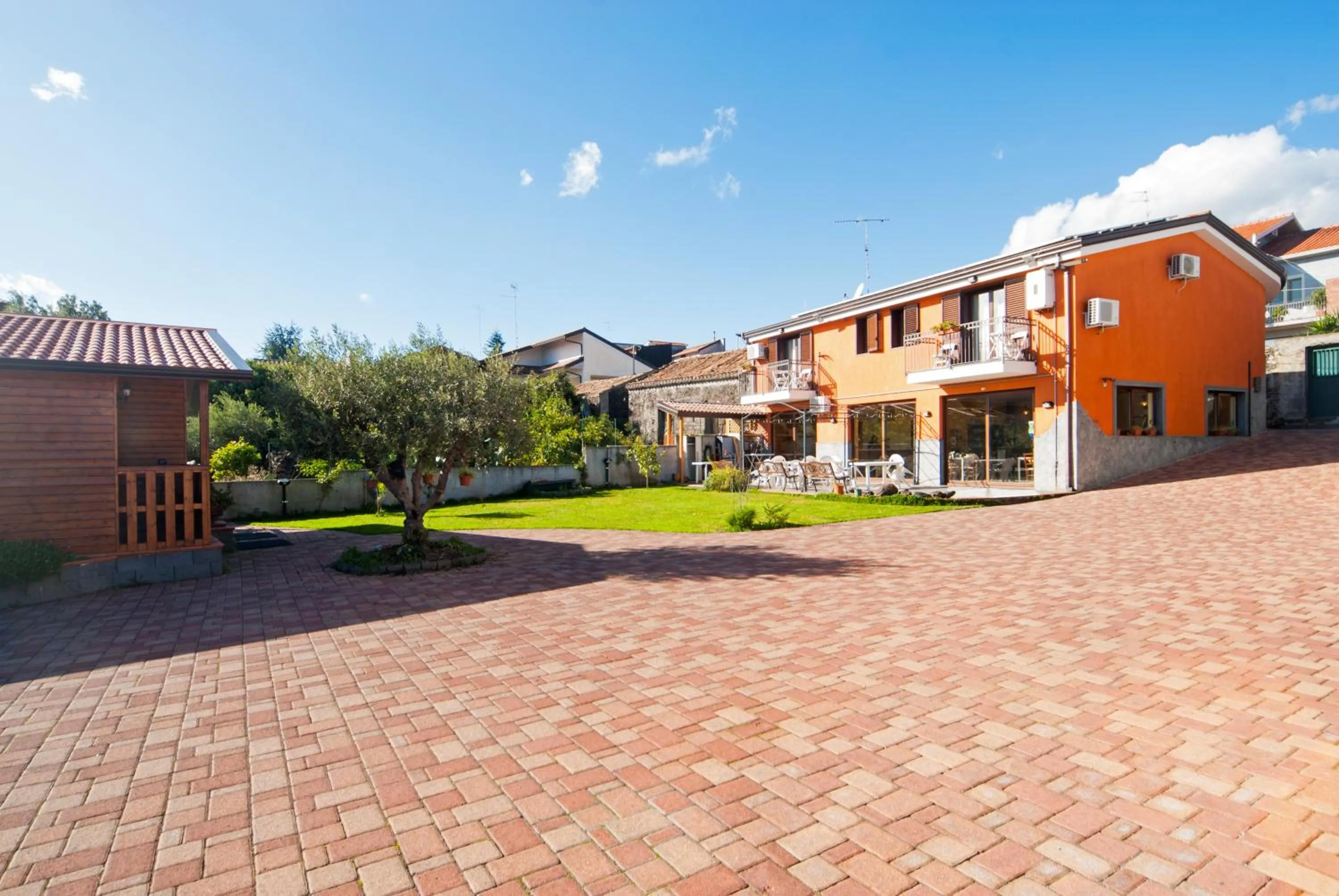 Facade/entrance in La Porta Dell'Etna - Nicolosi