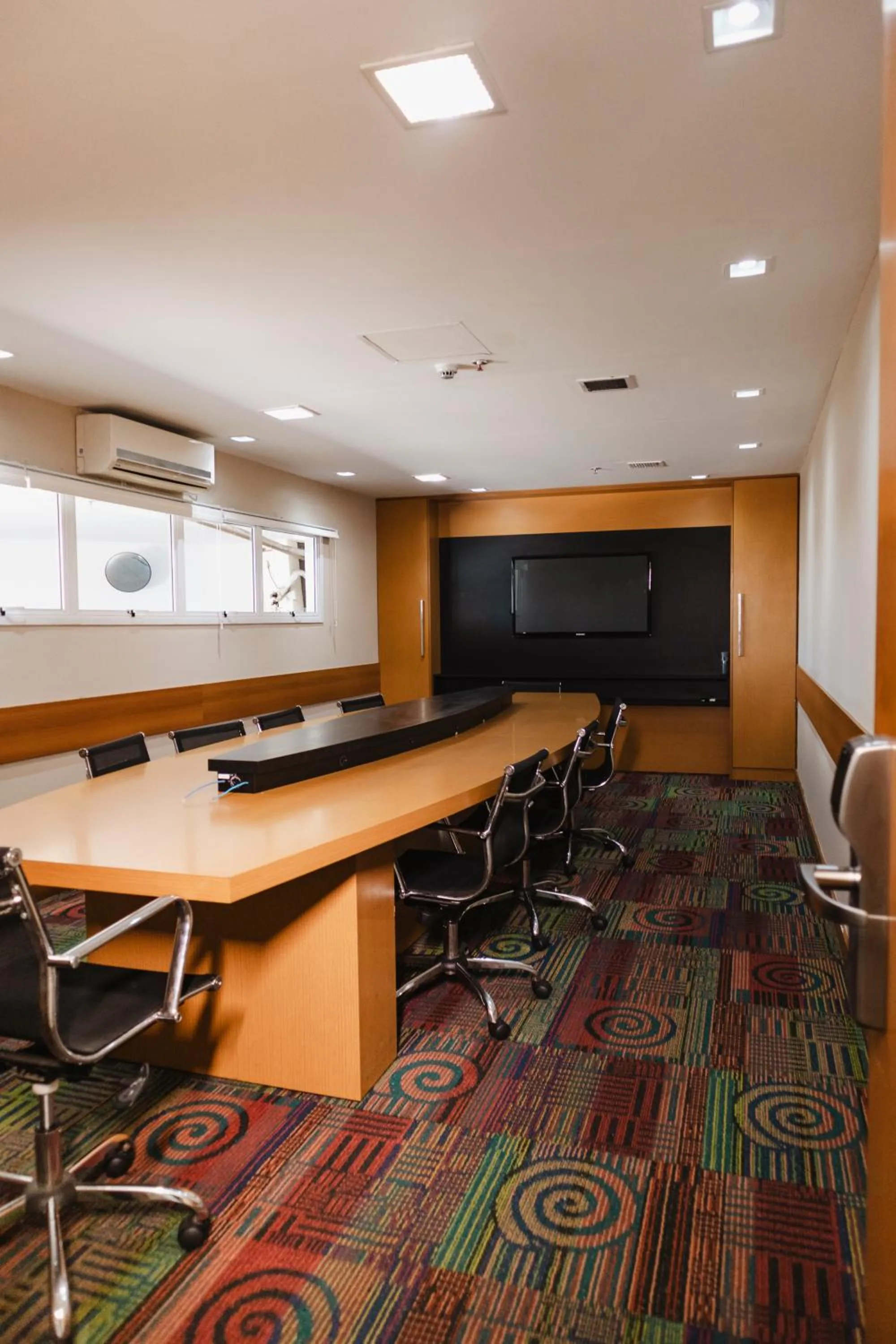 Meeting/conference room in Comfort Hotel Campos dos Goytacazes