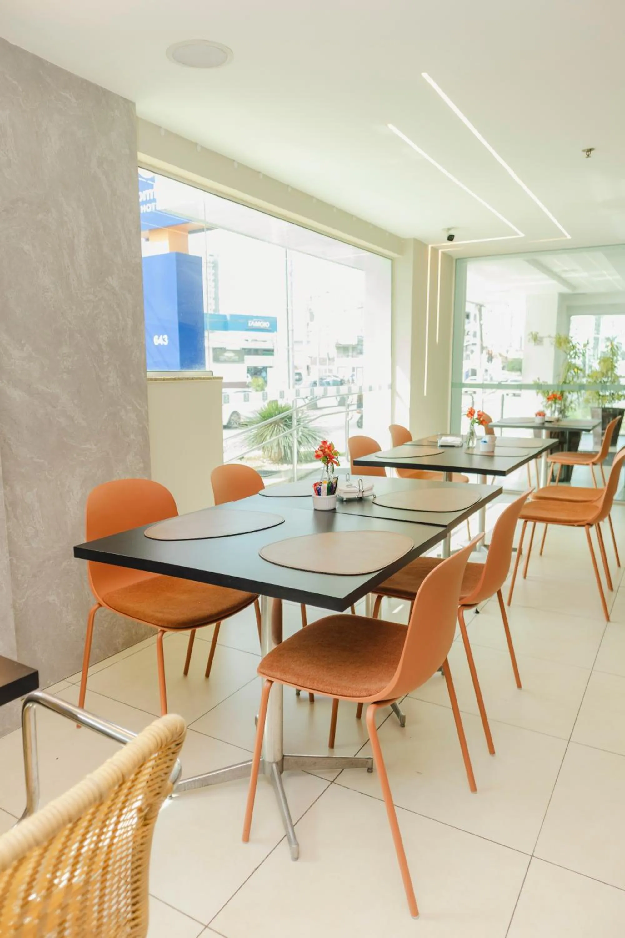 Restaurant/places to eat in Comfort Hotel Campos dos Goytacazes