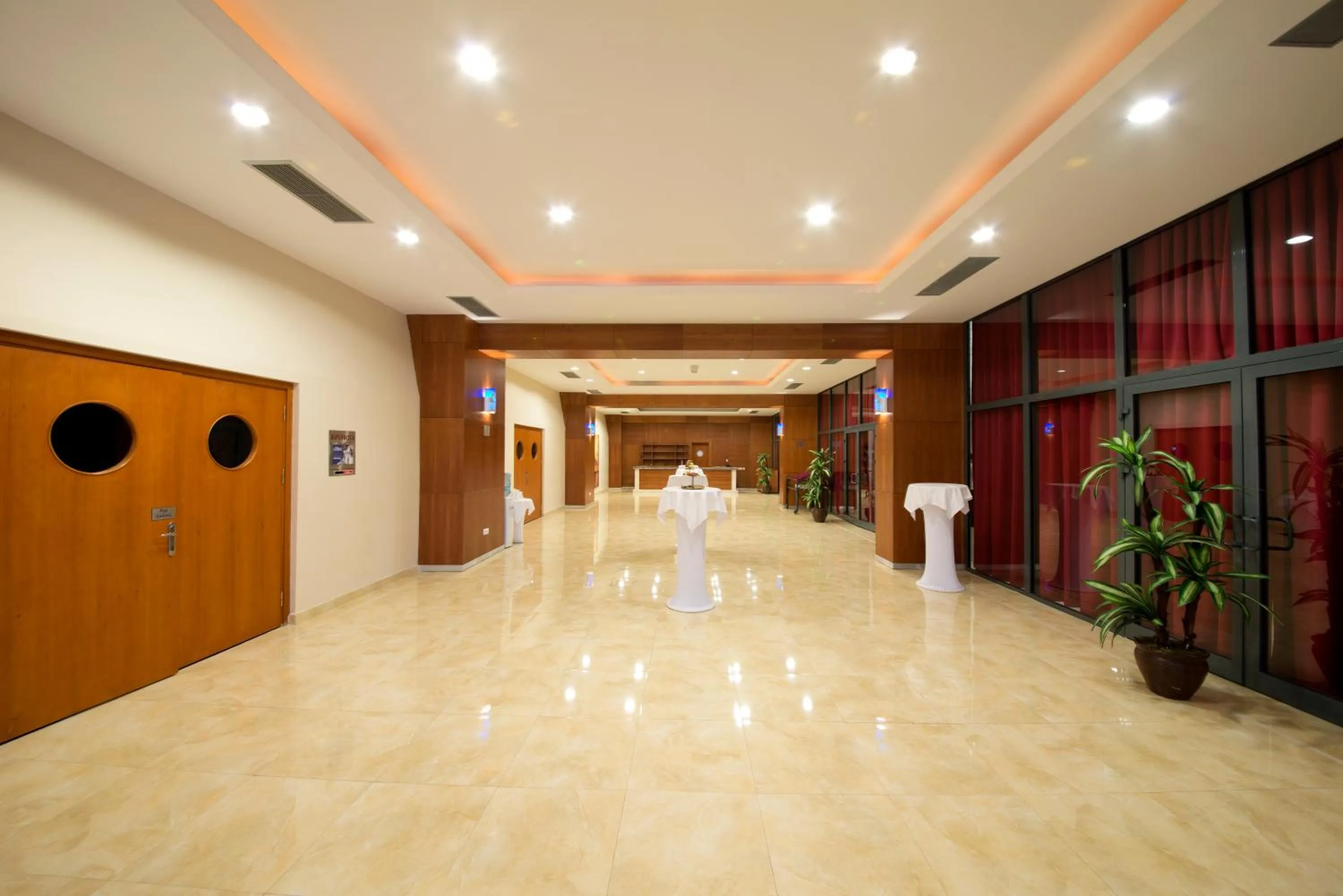 Business facilities in Limak Limra Hotel & Resort Kemer - Kids Concept
