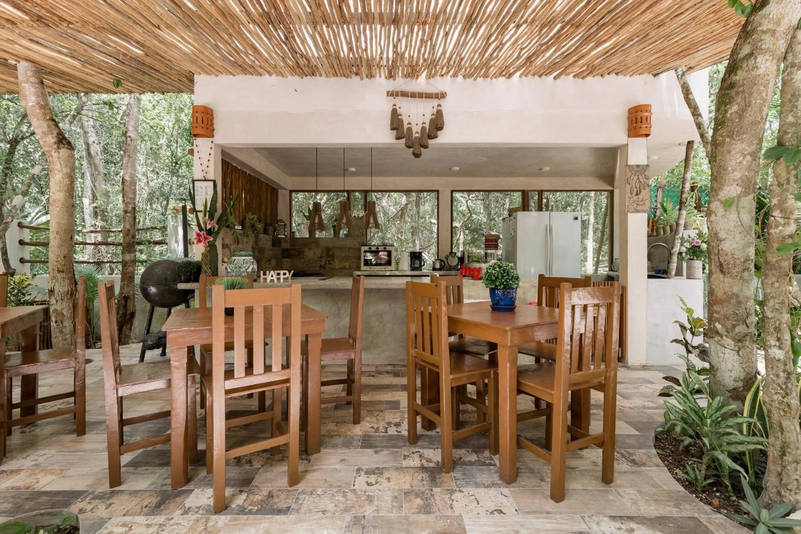 Dining area in Cachito de Cielo Luxury Jungle Lodge