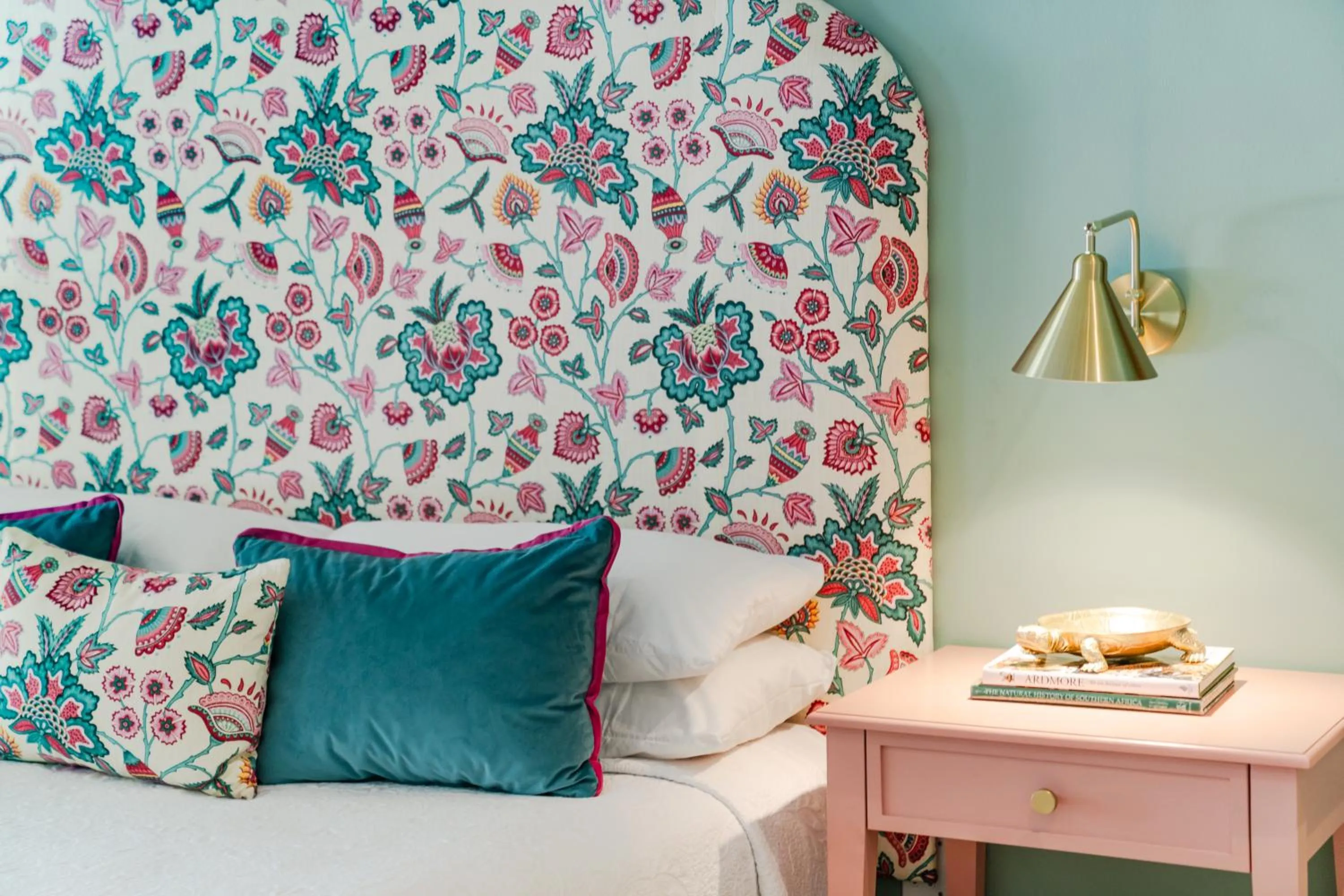 Photo of the whole room, Bed in Last Word Franschhoek