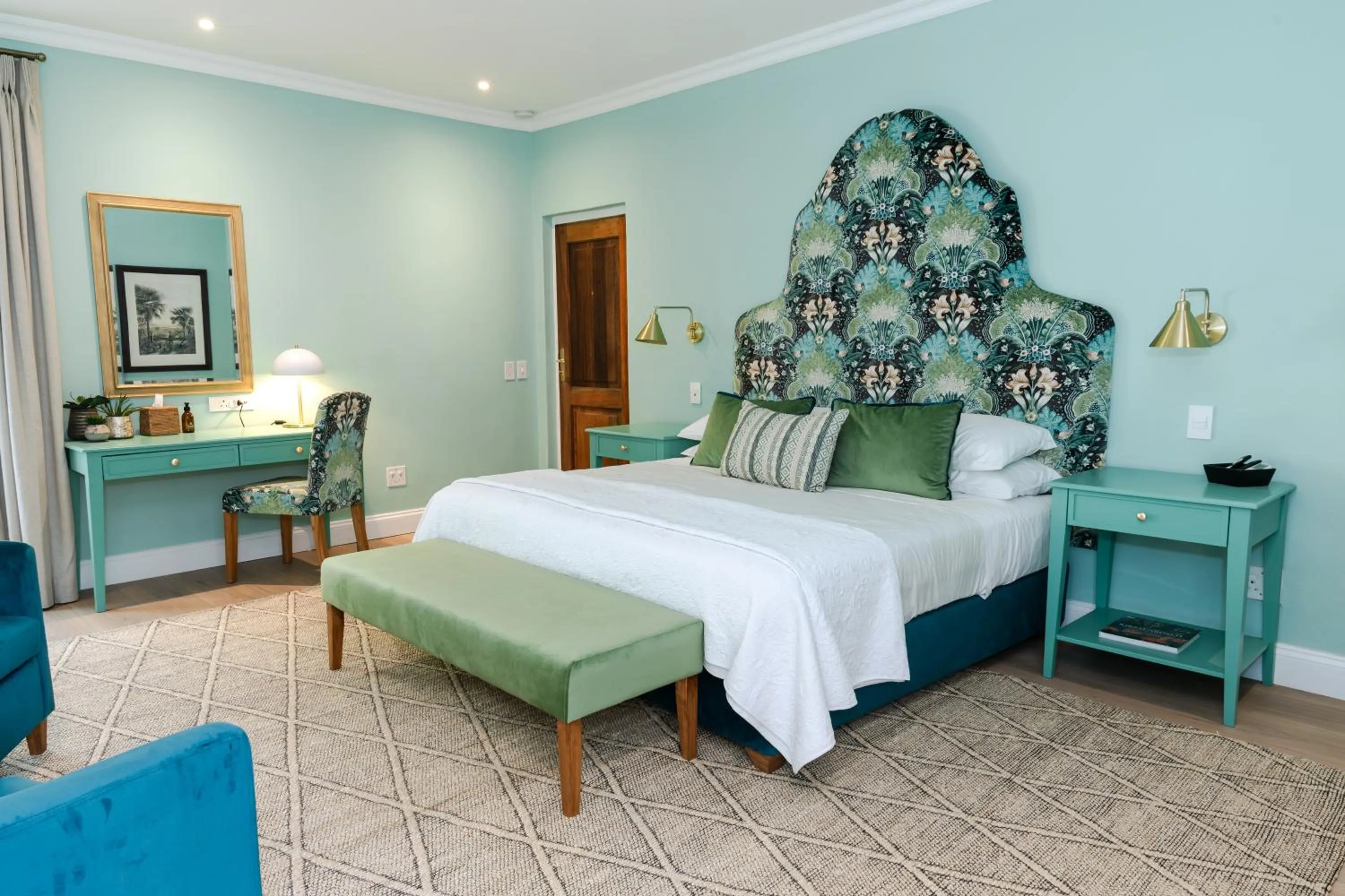 Photo of the whole room, Bed in Last Word Franschhoek