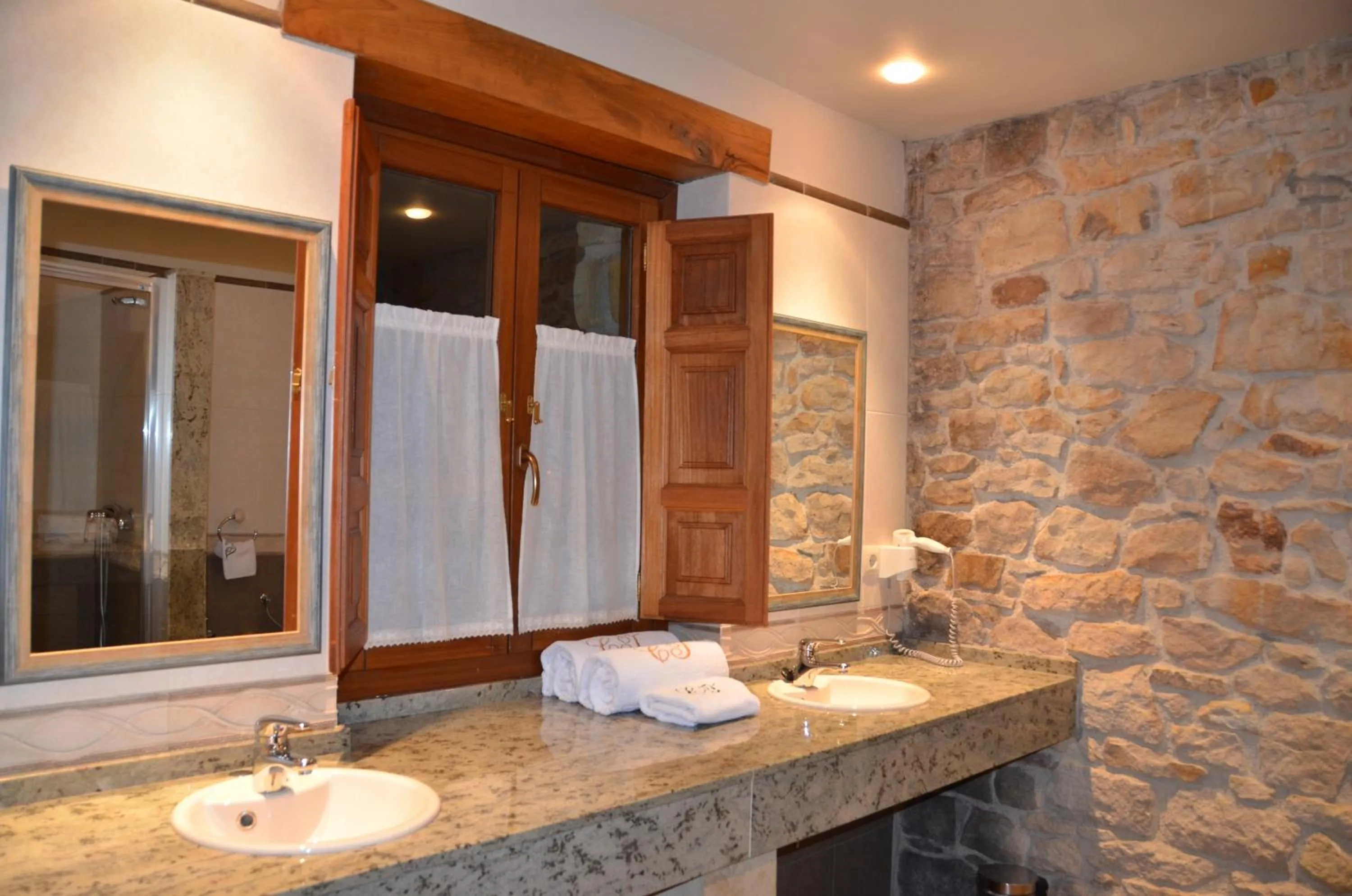 Bathroom in Hotel Casona De Tresali