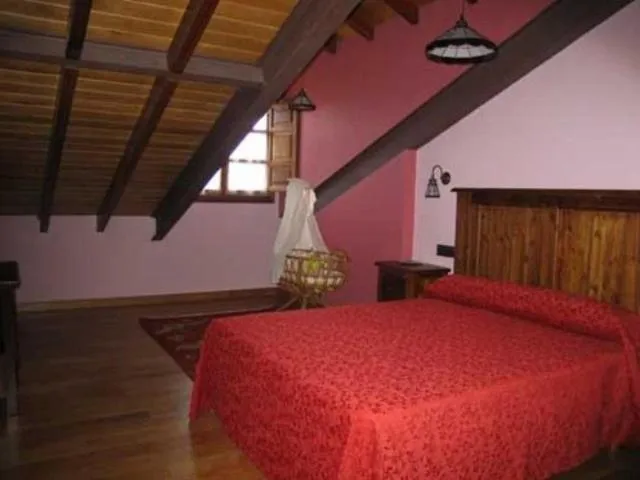 Photo of the whole room, Bed in Hotel Casona De Tresali