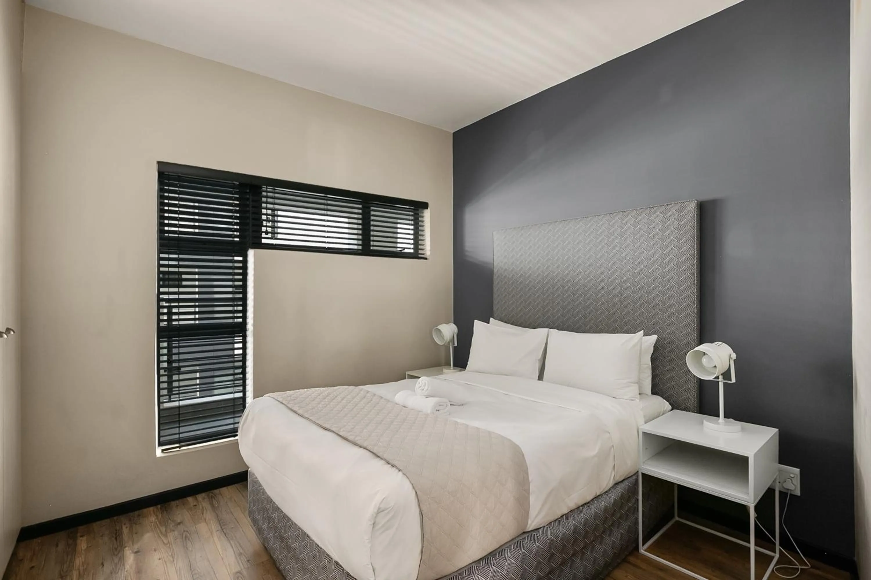 Bed in Easy Stay - The Vantage Rosebank