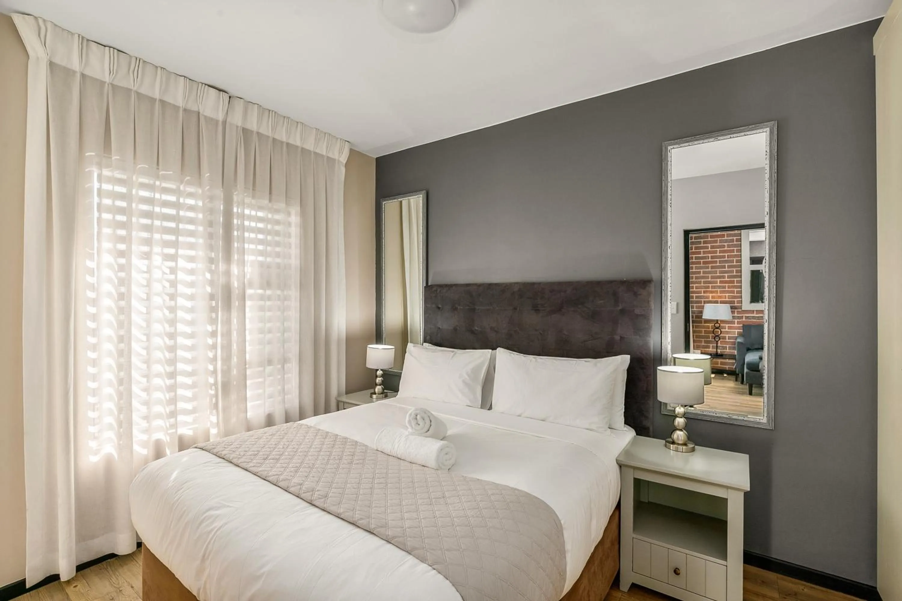 Bed in Easy Stay - The Vantage Rosebank