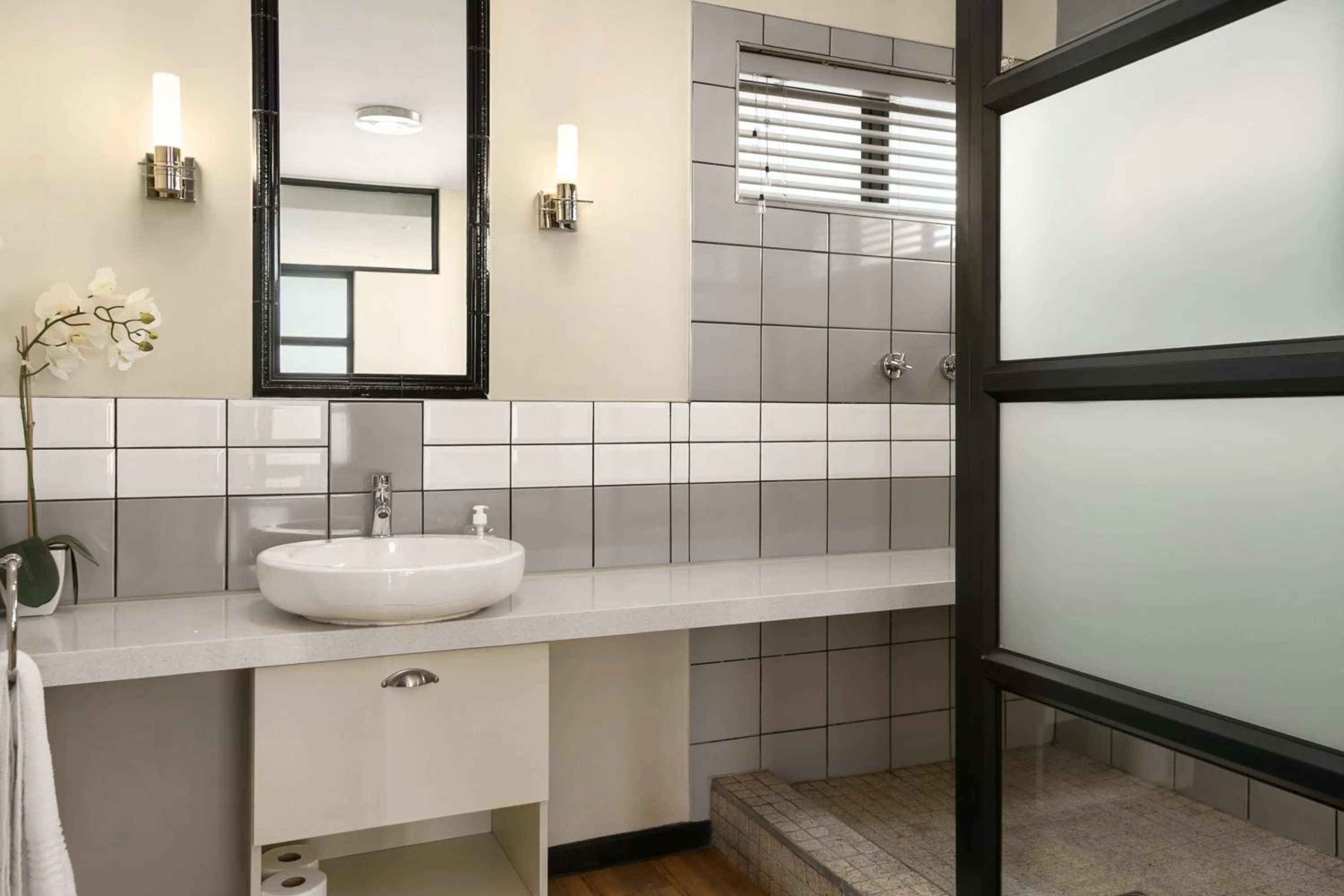 Shower in Easy Stay - The Vantage Rosebank