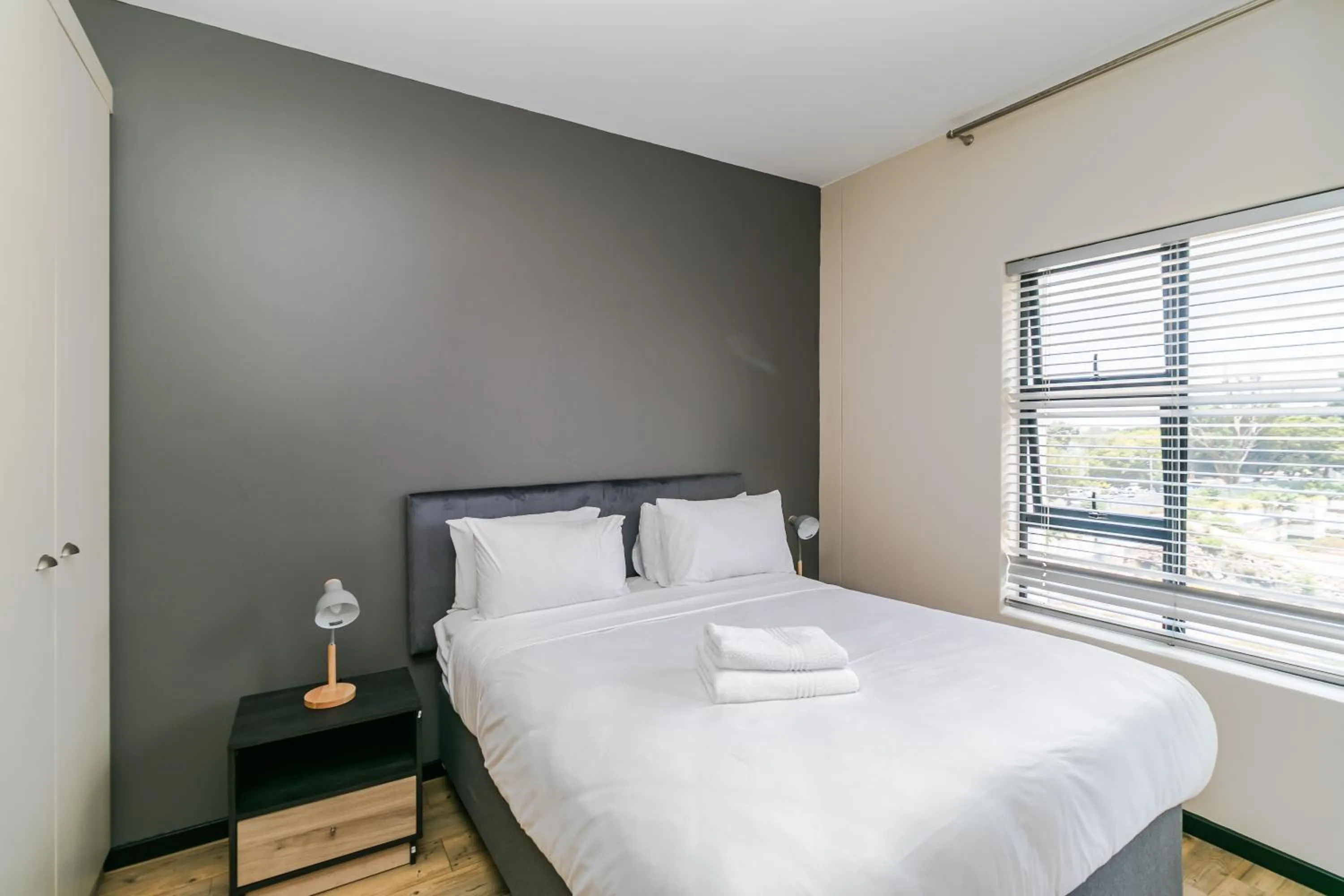 Bed in Easy Stay - The Vantage Rosebank