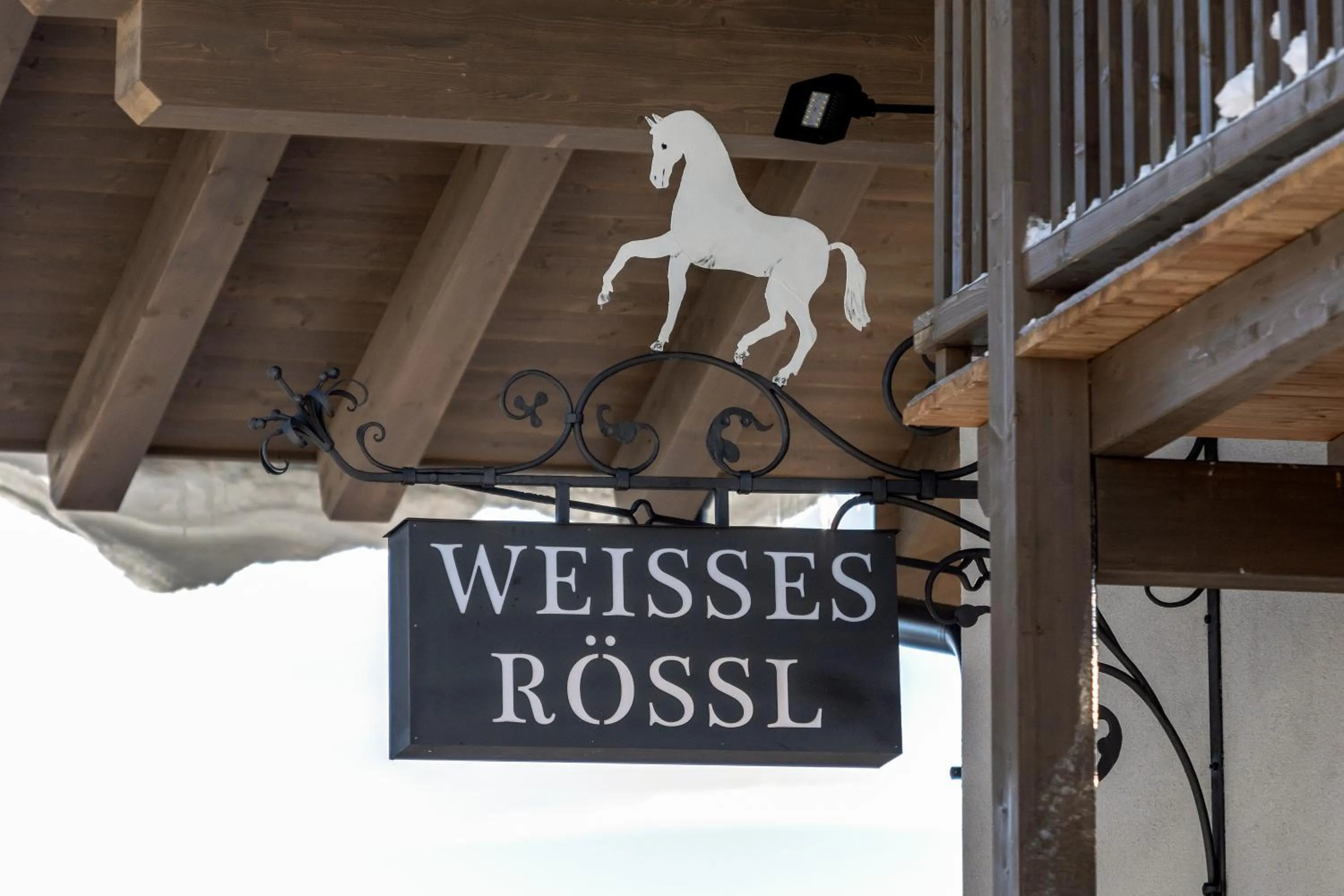 Property logo or sign in Panorama Apart Weisses Rössl