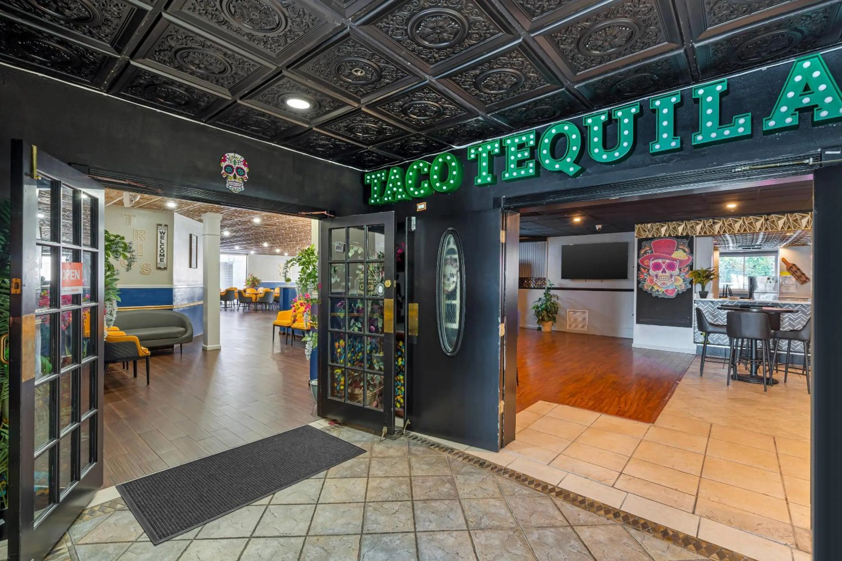 Restaurant/places to eat in Quality Inn & Suites Conference Center