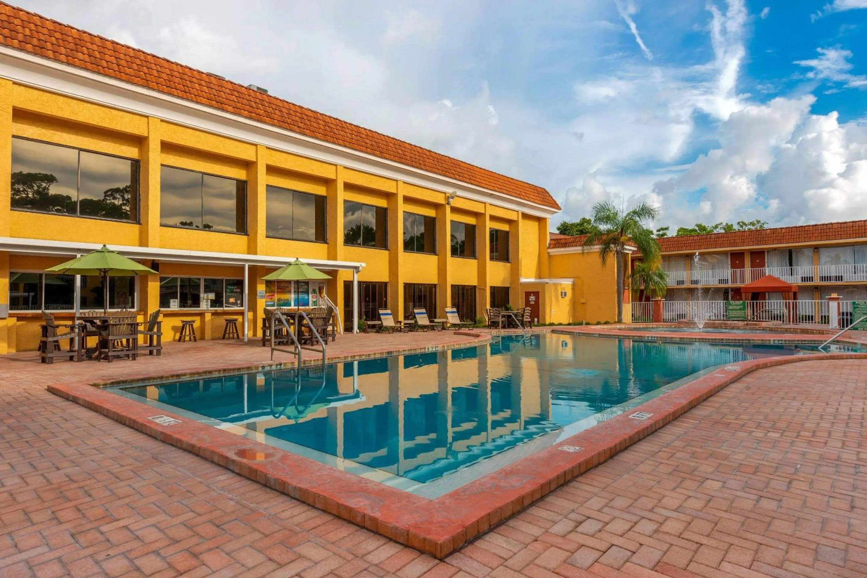 Swimming pool in Quality Inn & Suites Conference Center