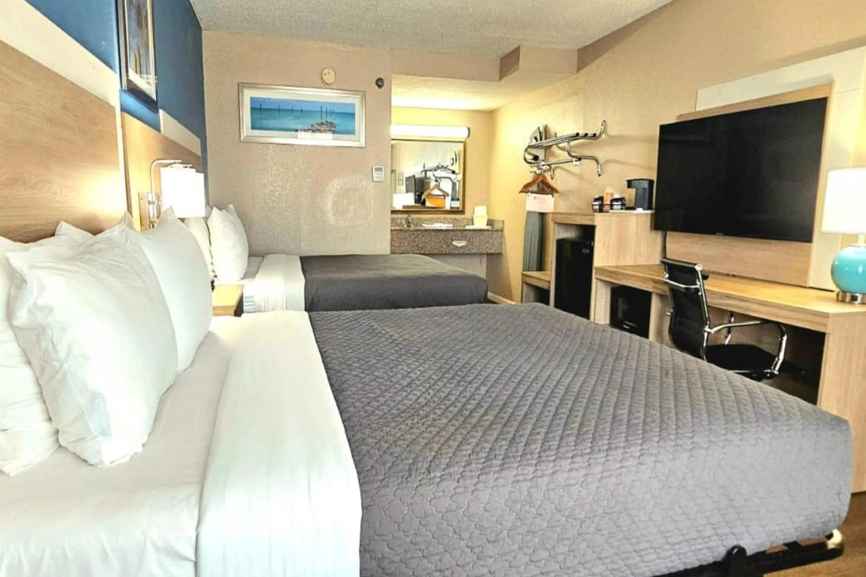 Bedroom, Bed in Quality Inn & Suites Conference Center