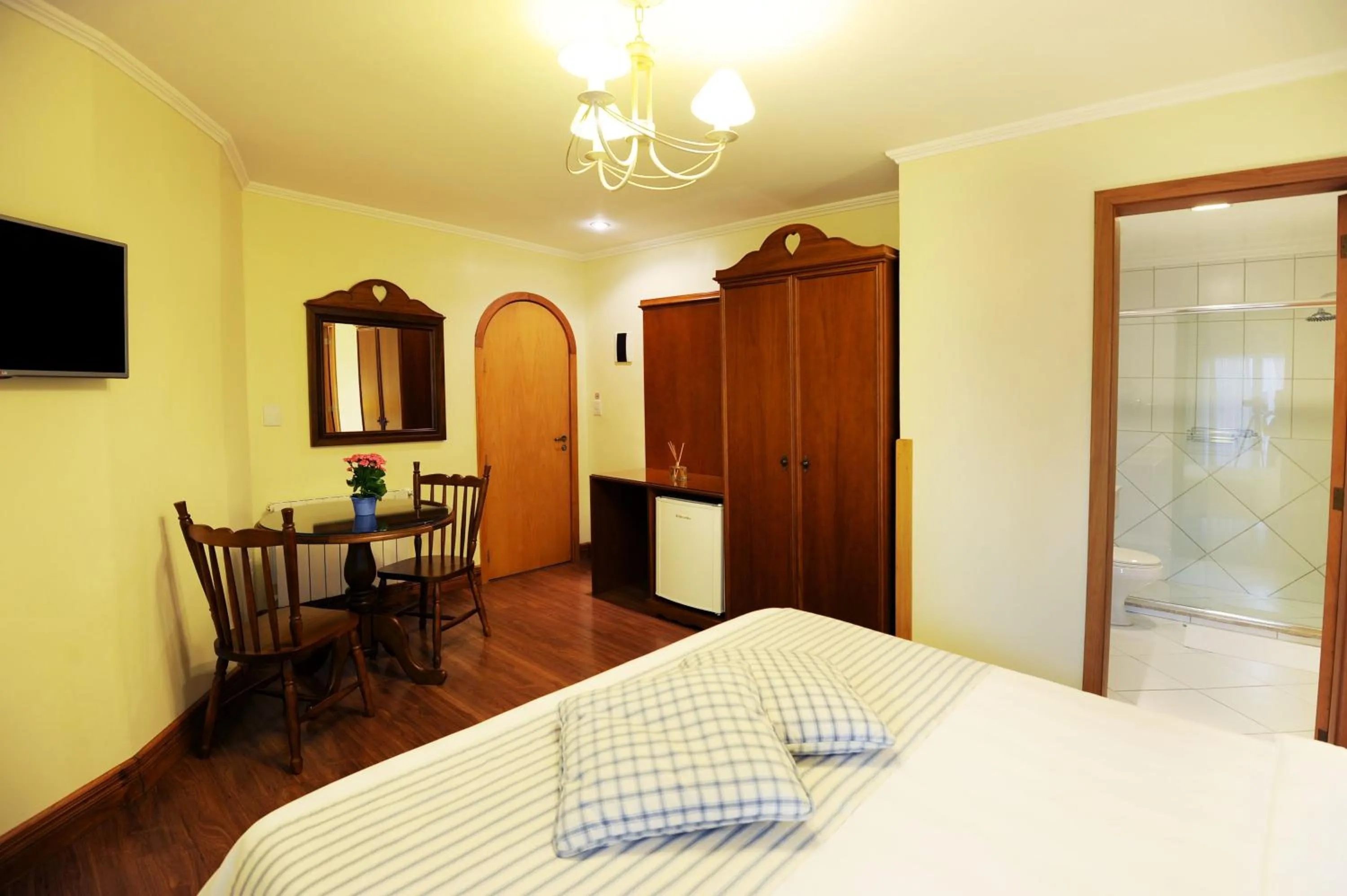 Photo of the whole room, Bed in Hotel das Hortênsias