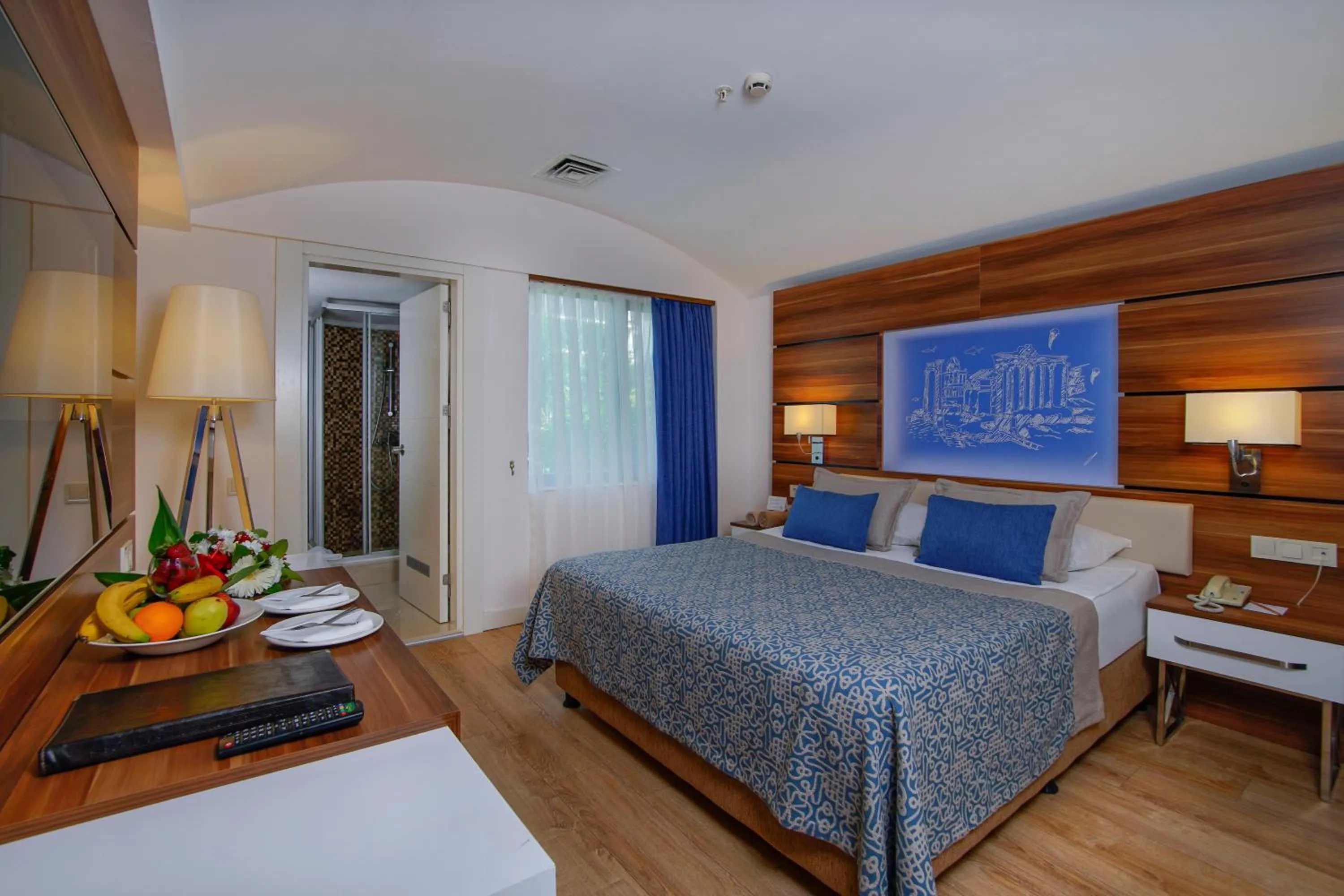 Bed in Limak Atlantis Deluxe Hotel Belek