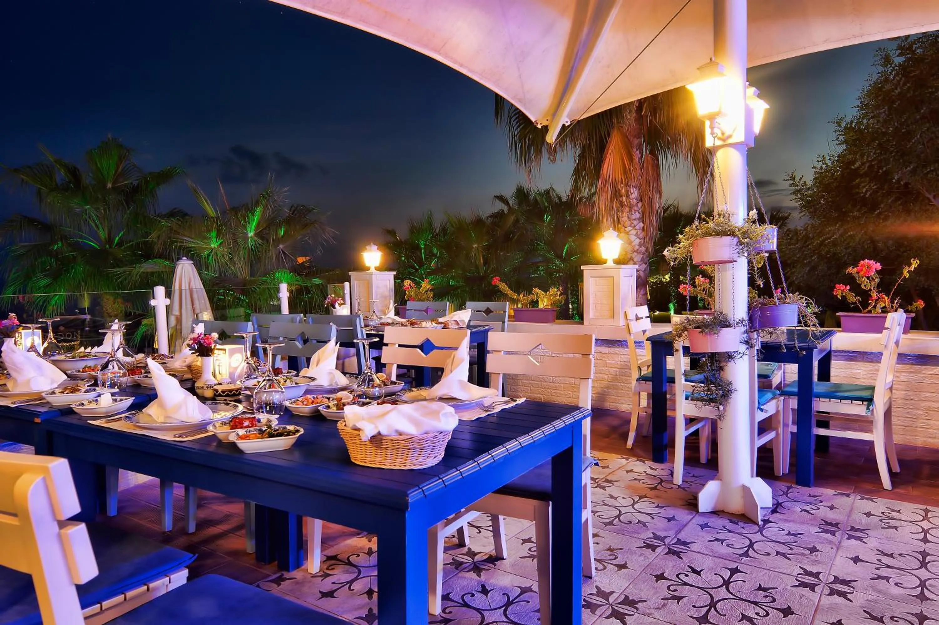 Food in Limak Atlantis Deluxe Hotel Belek