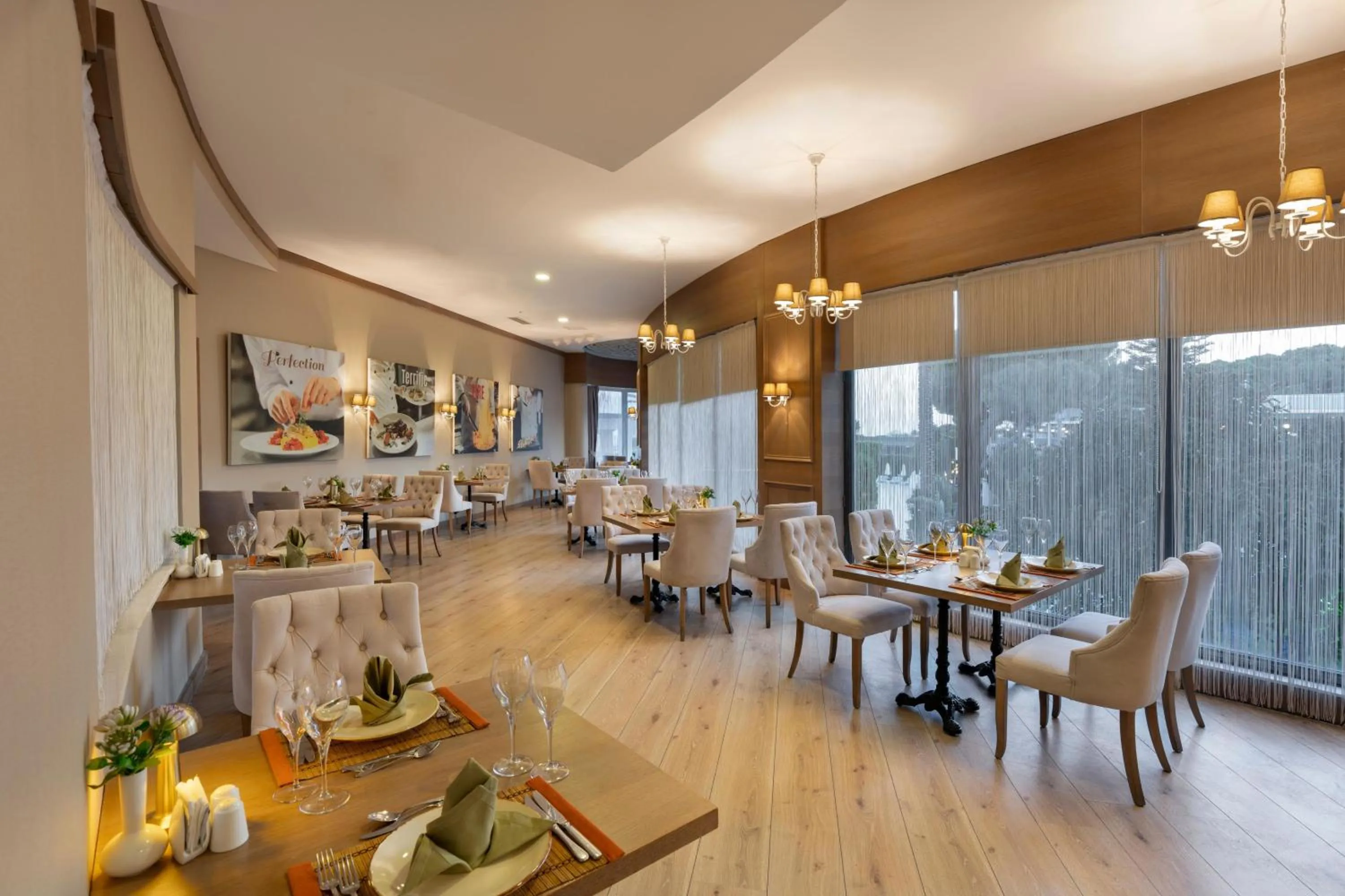 Restaurant/places to eat in Limak Atlantis Deluxe Hotel Belek