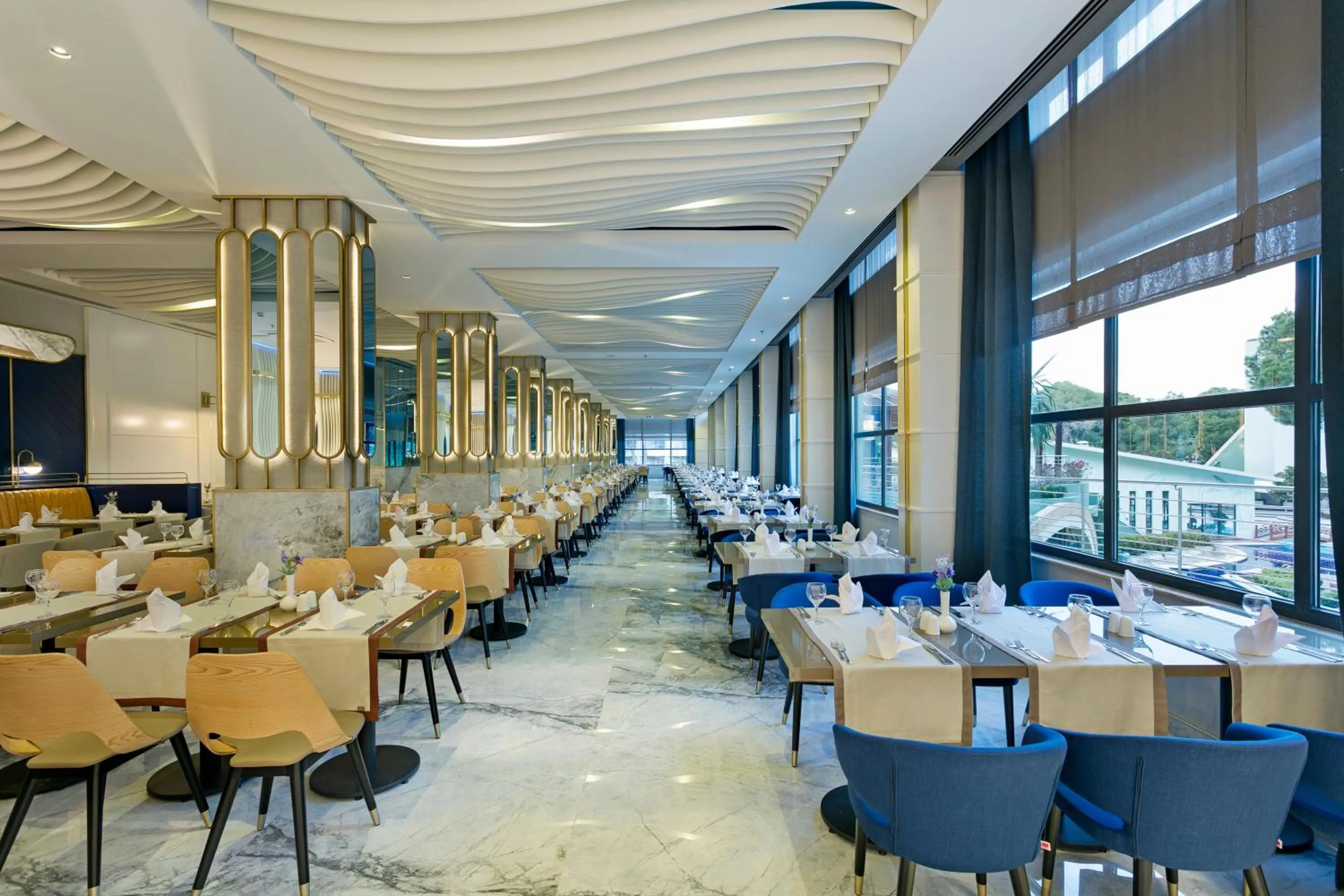 Restaurant/places to eat in Limak Atlantis Deluxe Hotel Belek