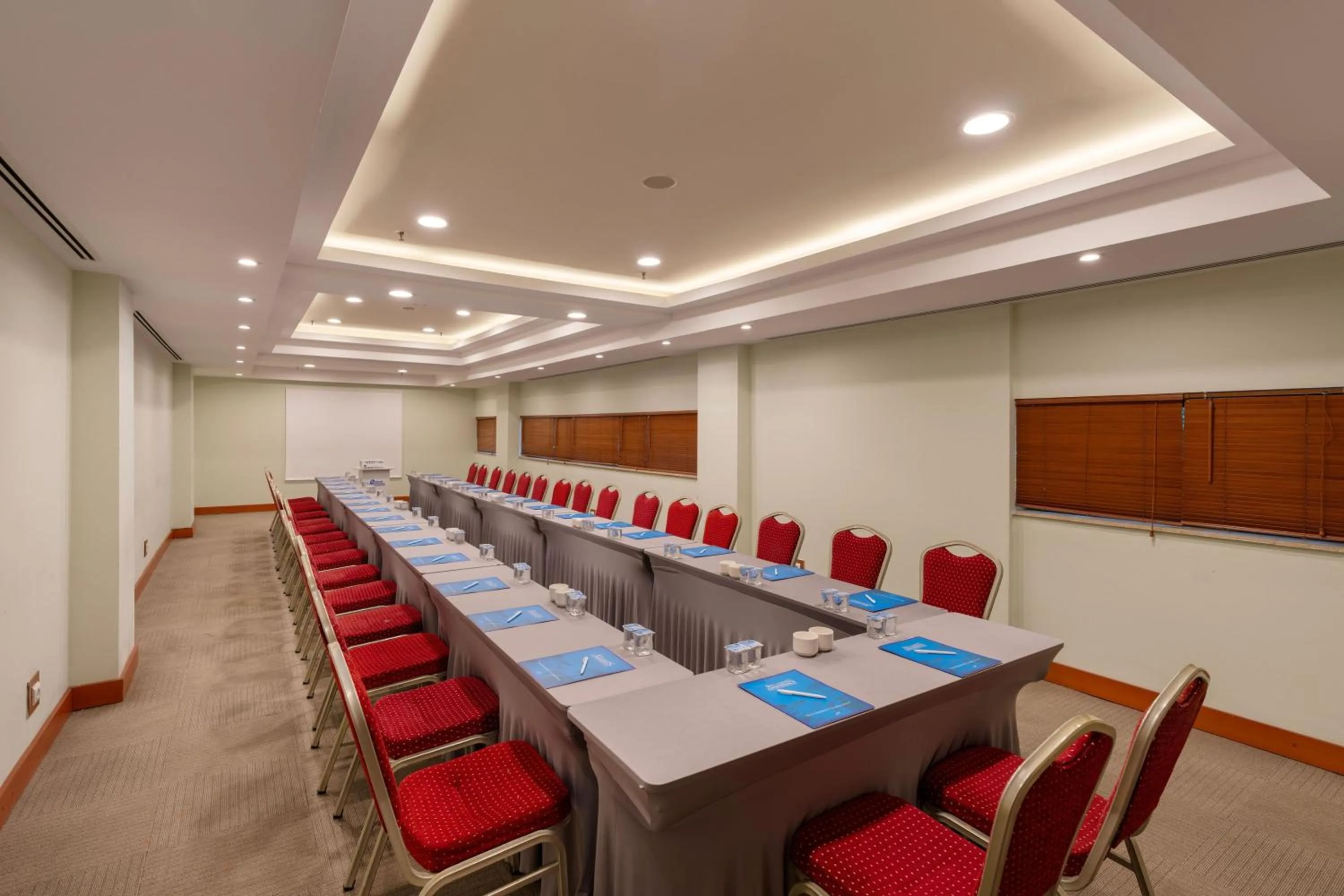 Meeting/conference room in Limak Atlantis Deluxe Hotel Belek