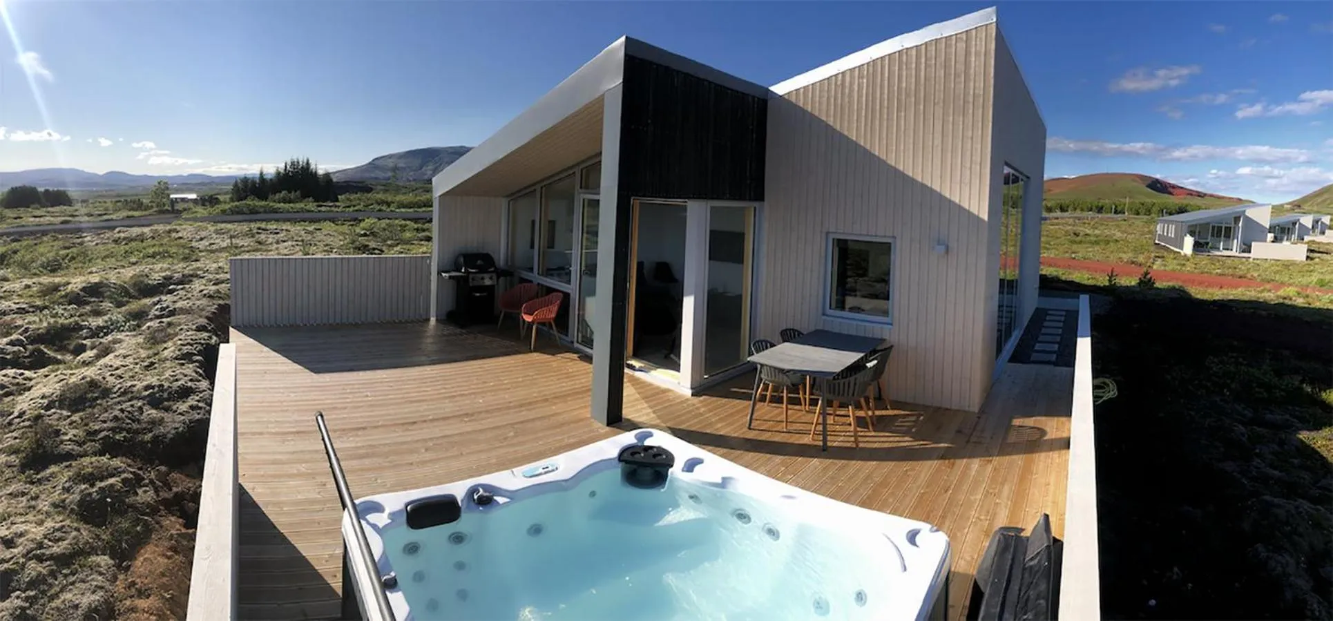 Kerbyggd: Luxury house and cottage in golden circle