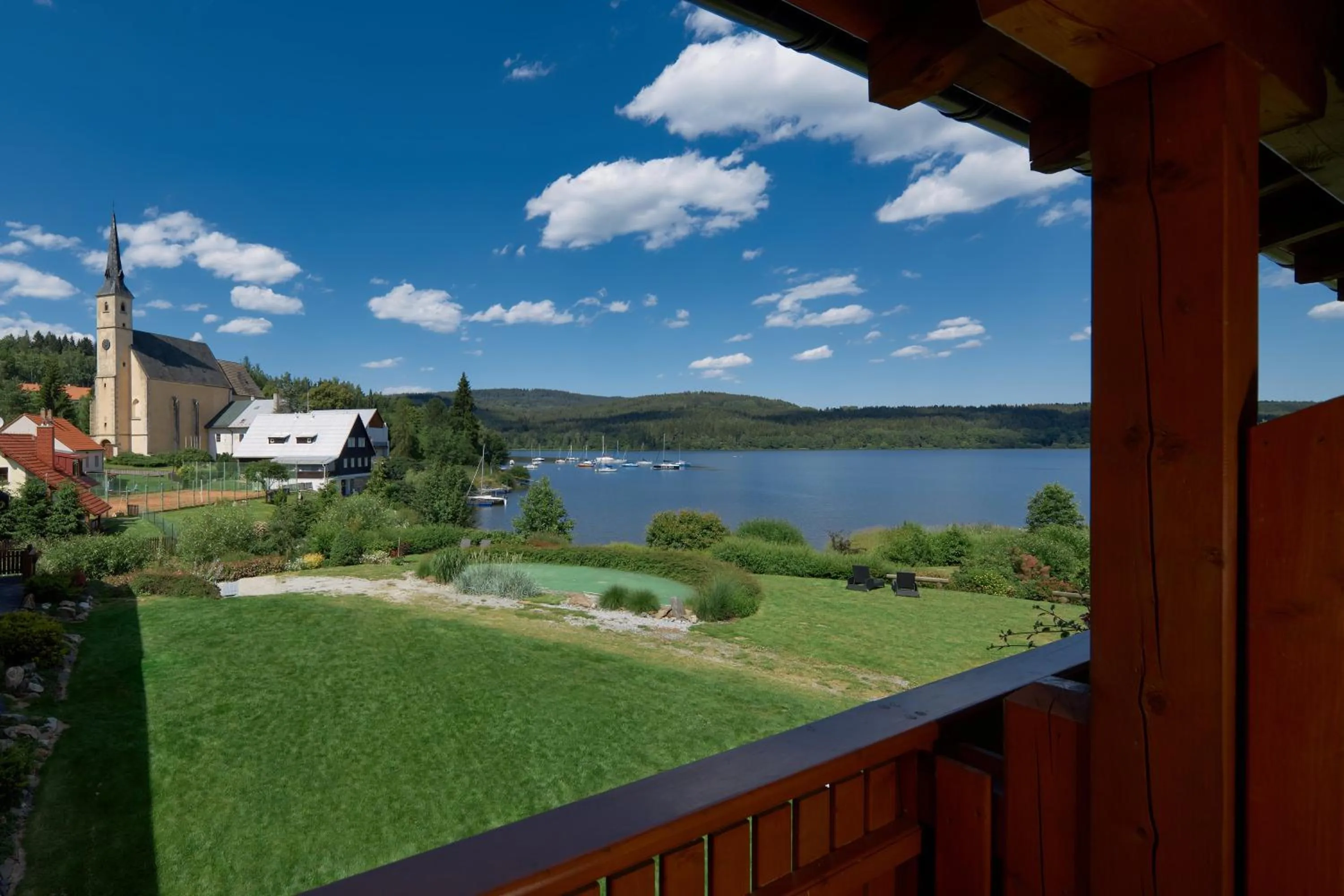 Garden in JBX Resort Hotel Albatros