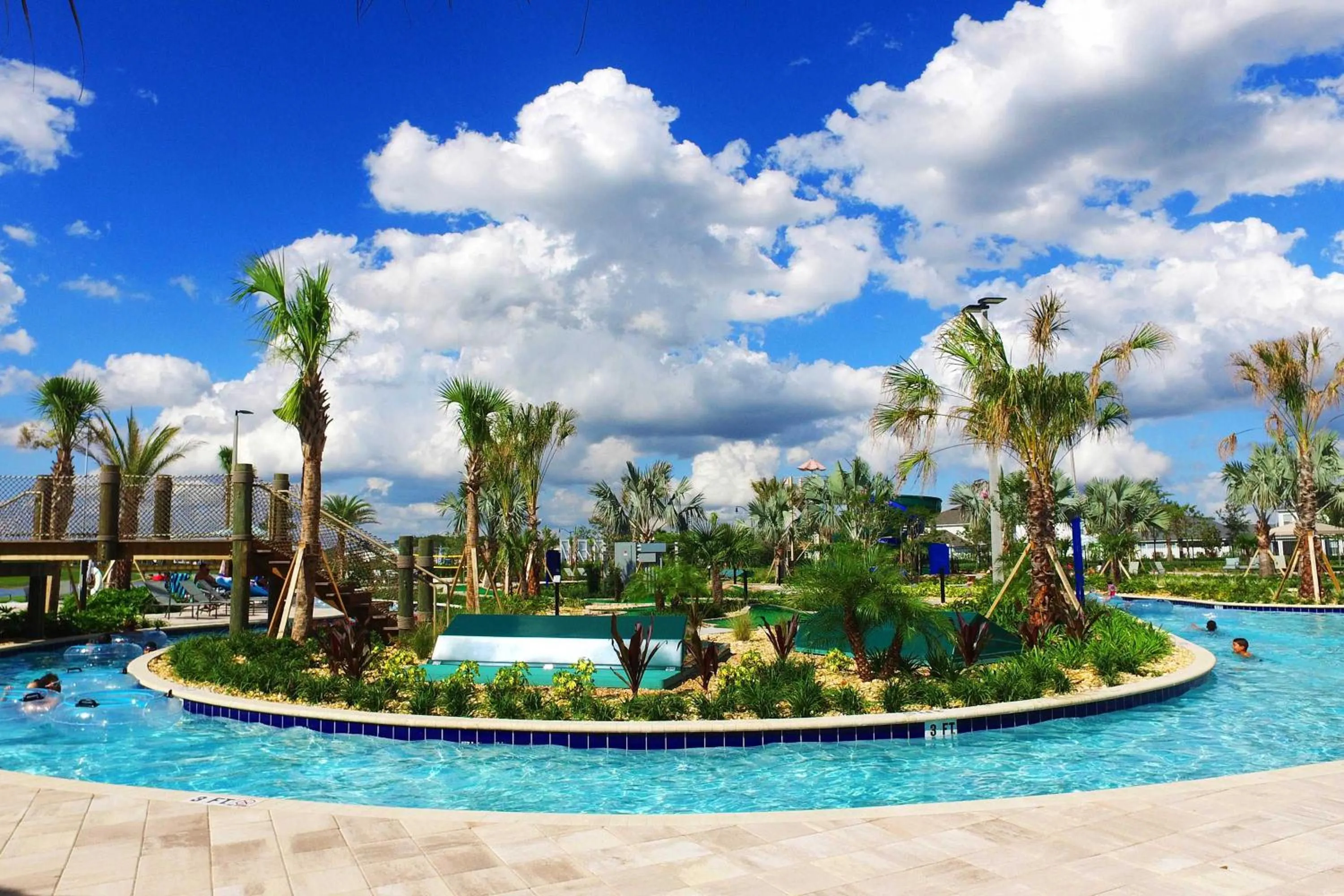 Family Friendly Four Bedrooms w/ Pool 4896