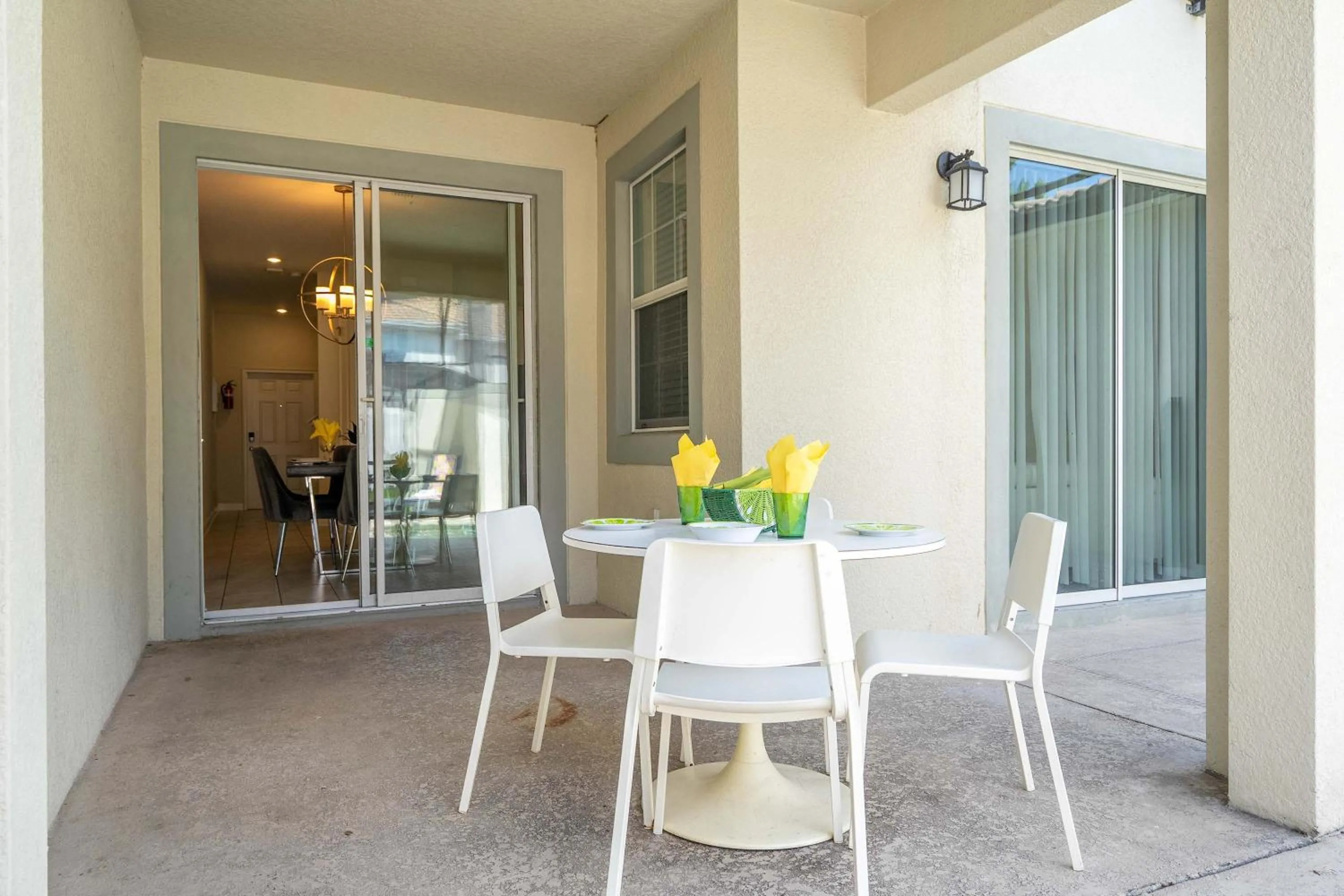 Family Friendly Four Bedrooms w/ Pool 4896