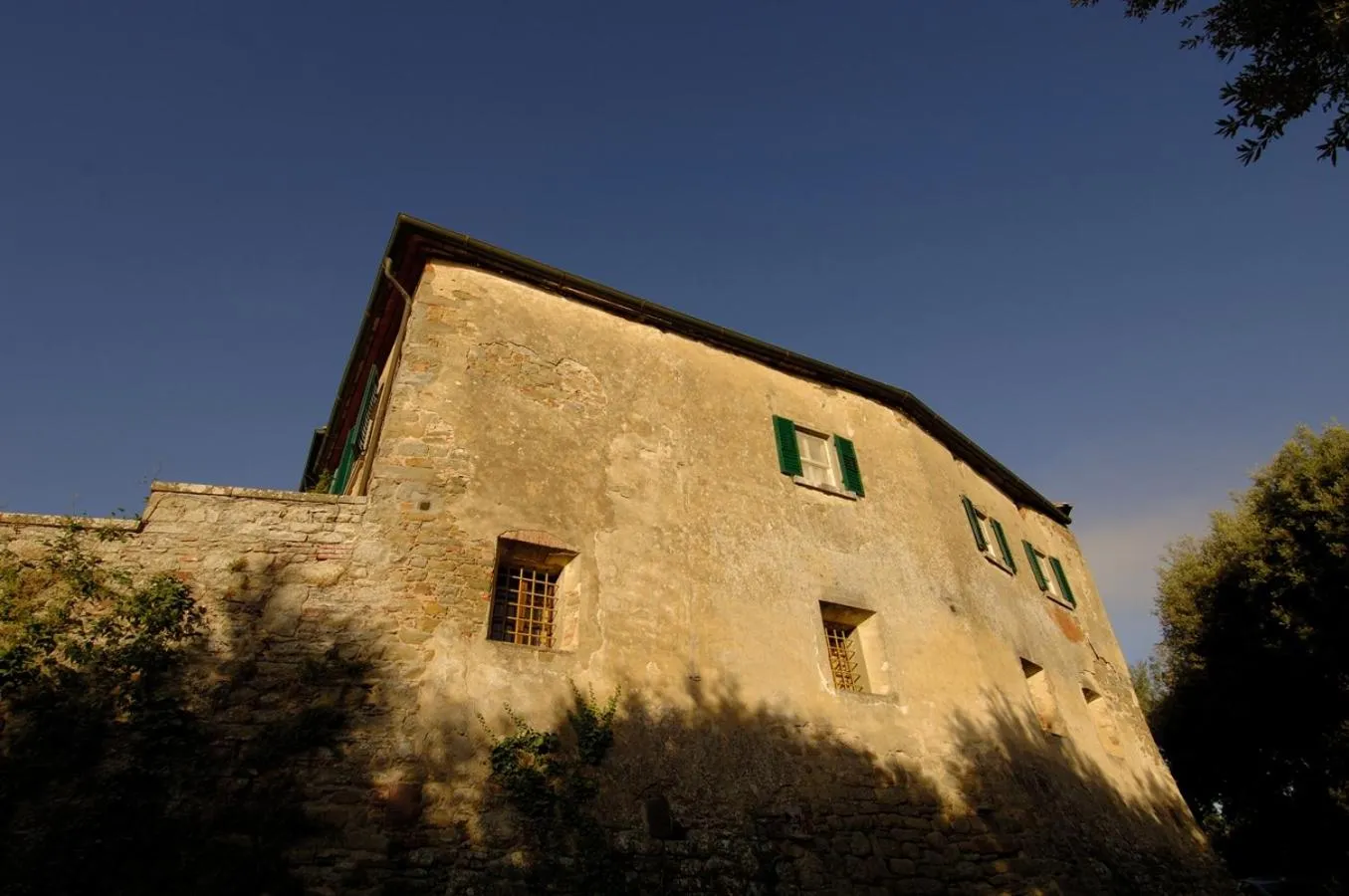 Property building in Castello Di Gargonza