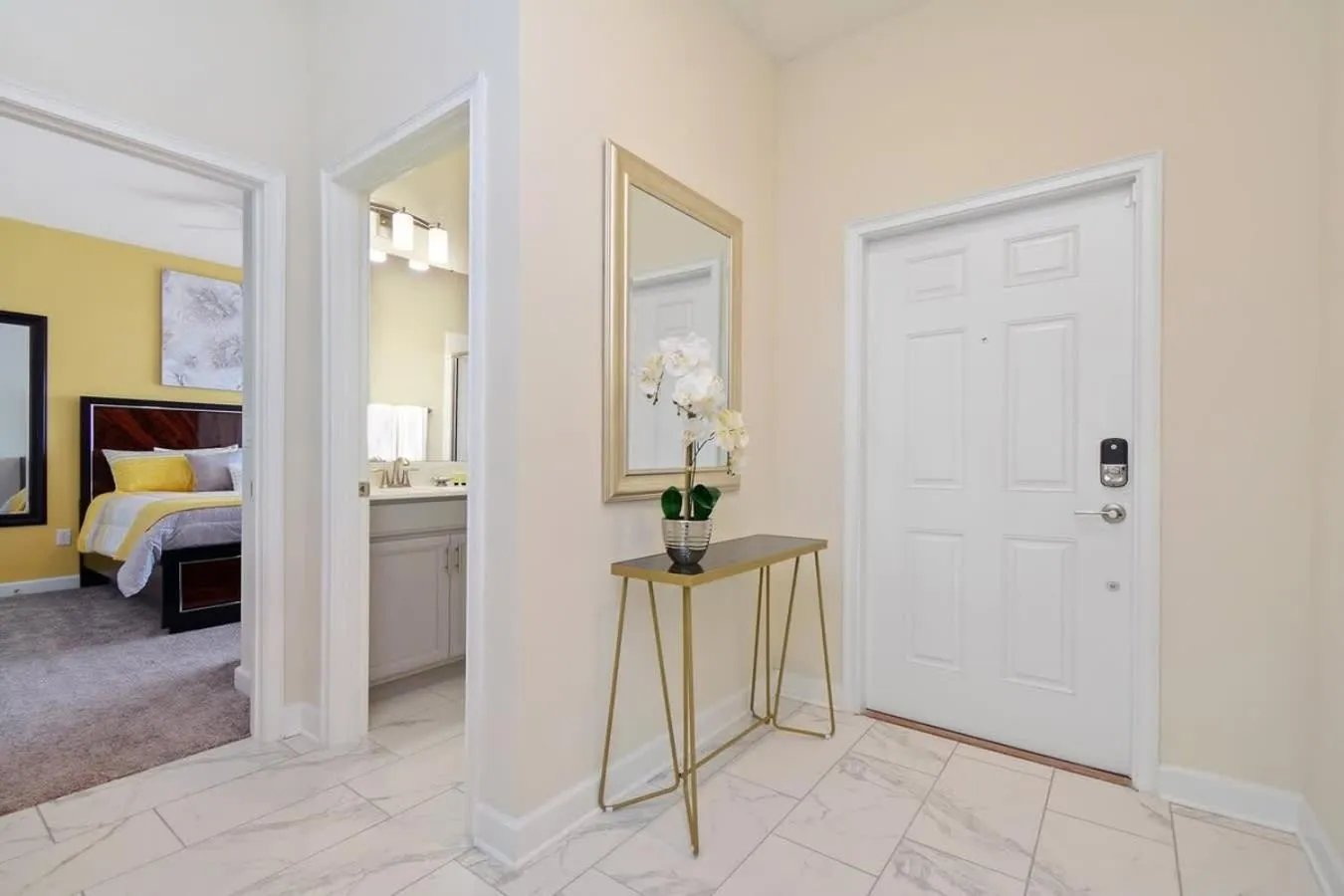 Bed in Four Bedrooms close to Disney w Pool 4898