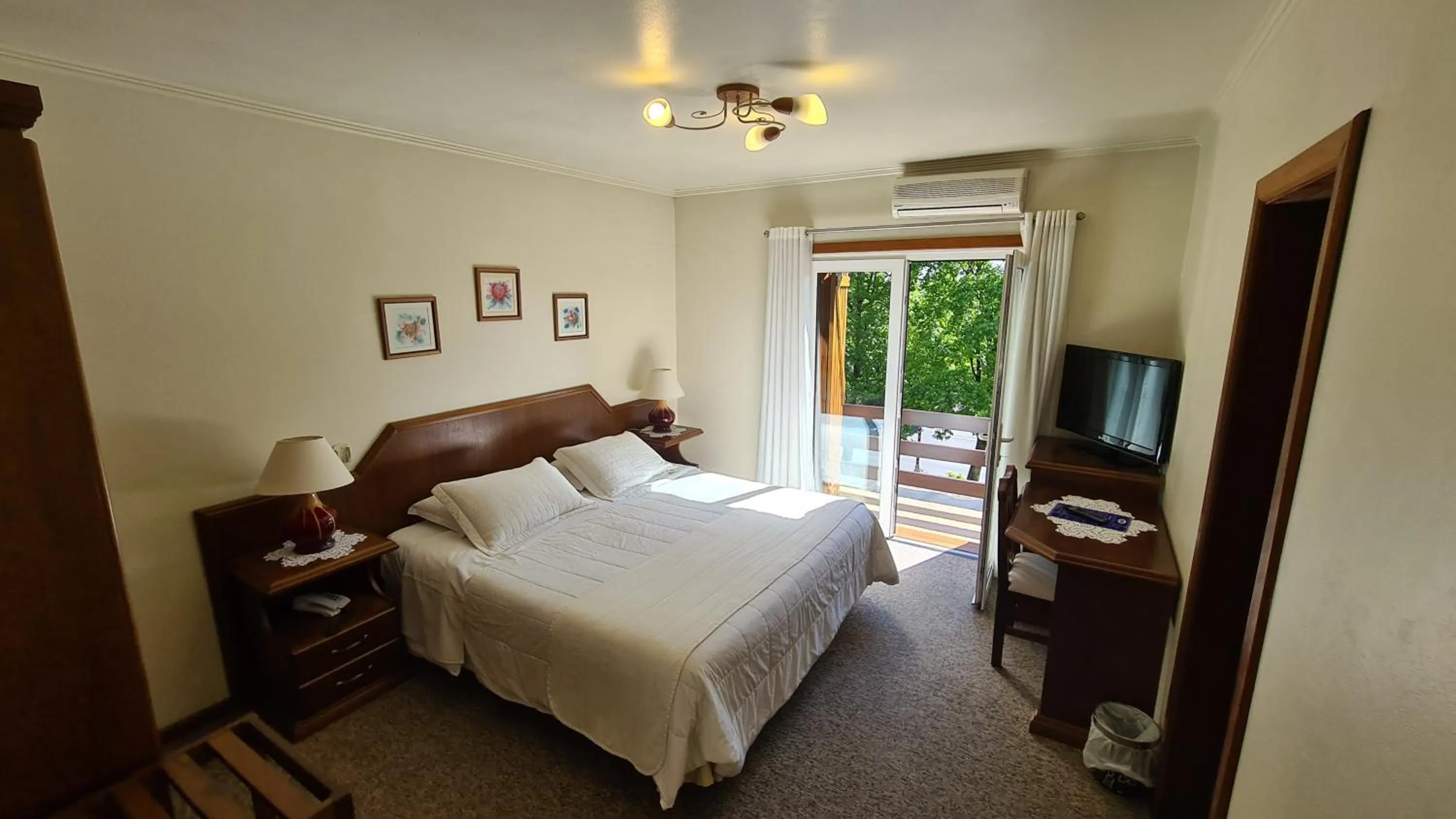 Bed in Hotel Azaleia