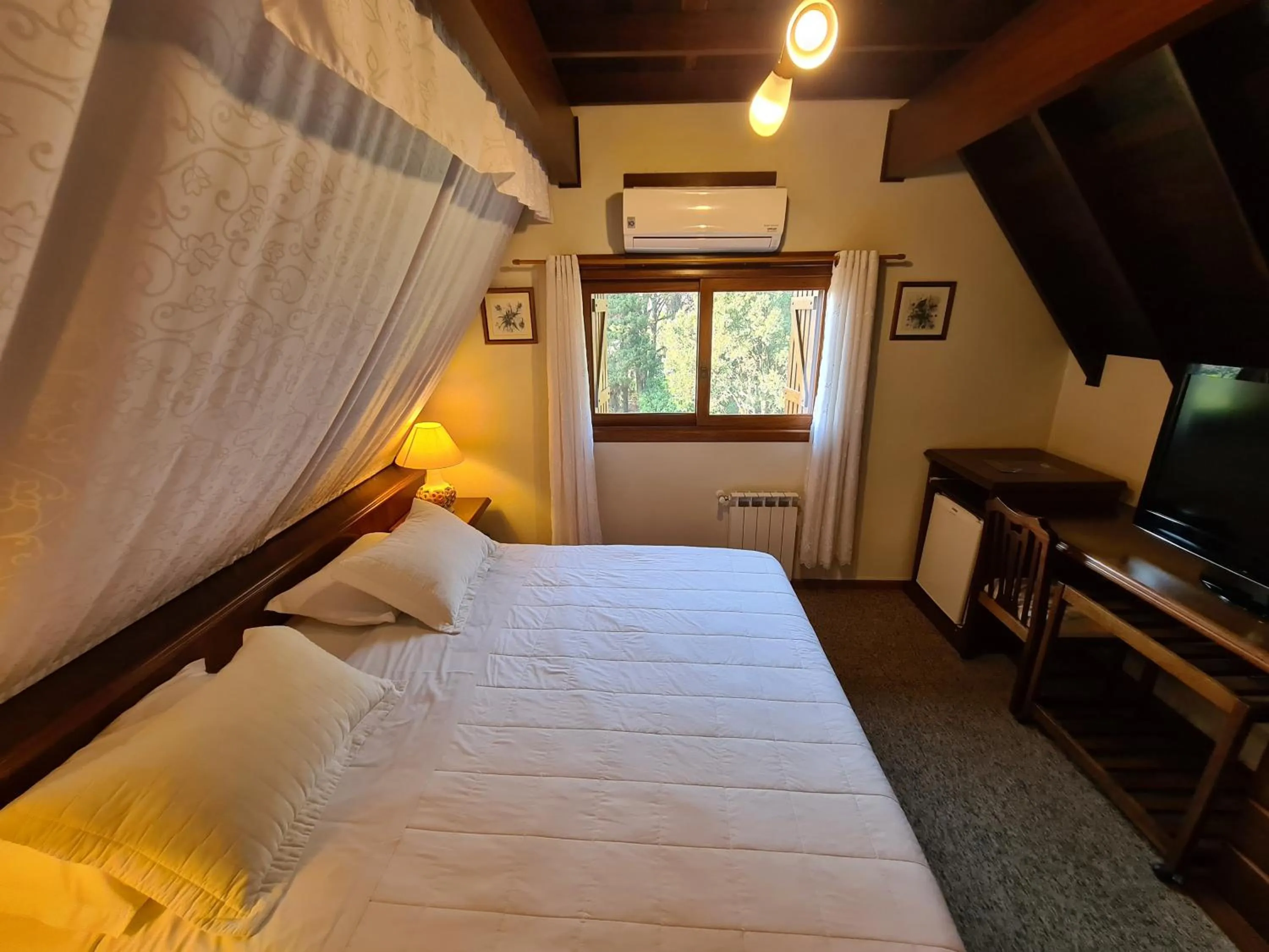 Bed in Hotel Azaleia