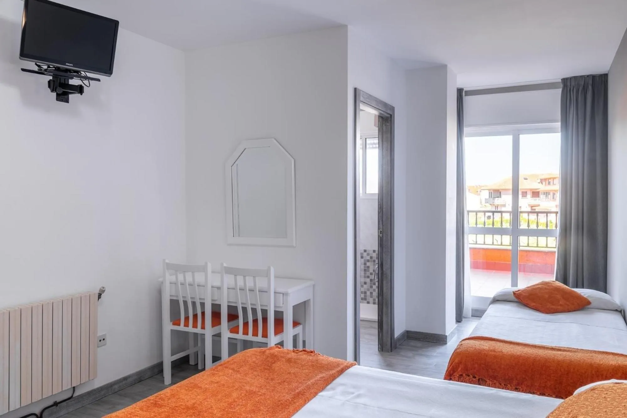 Bed in Hotel Los Naranjos