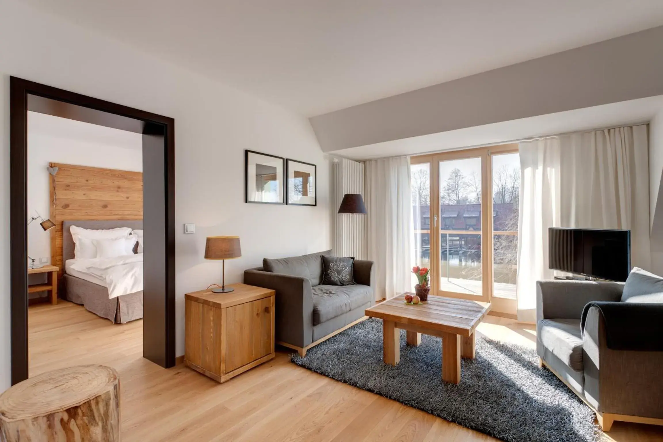 Junior Suite with Spree View - single occupancy in Hotel Strandhaus - Boutique Resort & Spa Junior Suite with Spree View - single occupancy in Hotel Strandhaus - Boutique Resort & Spa