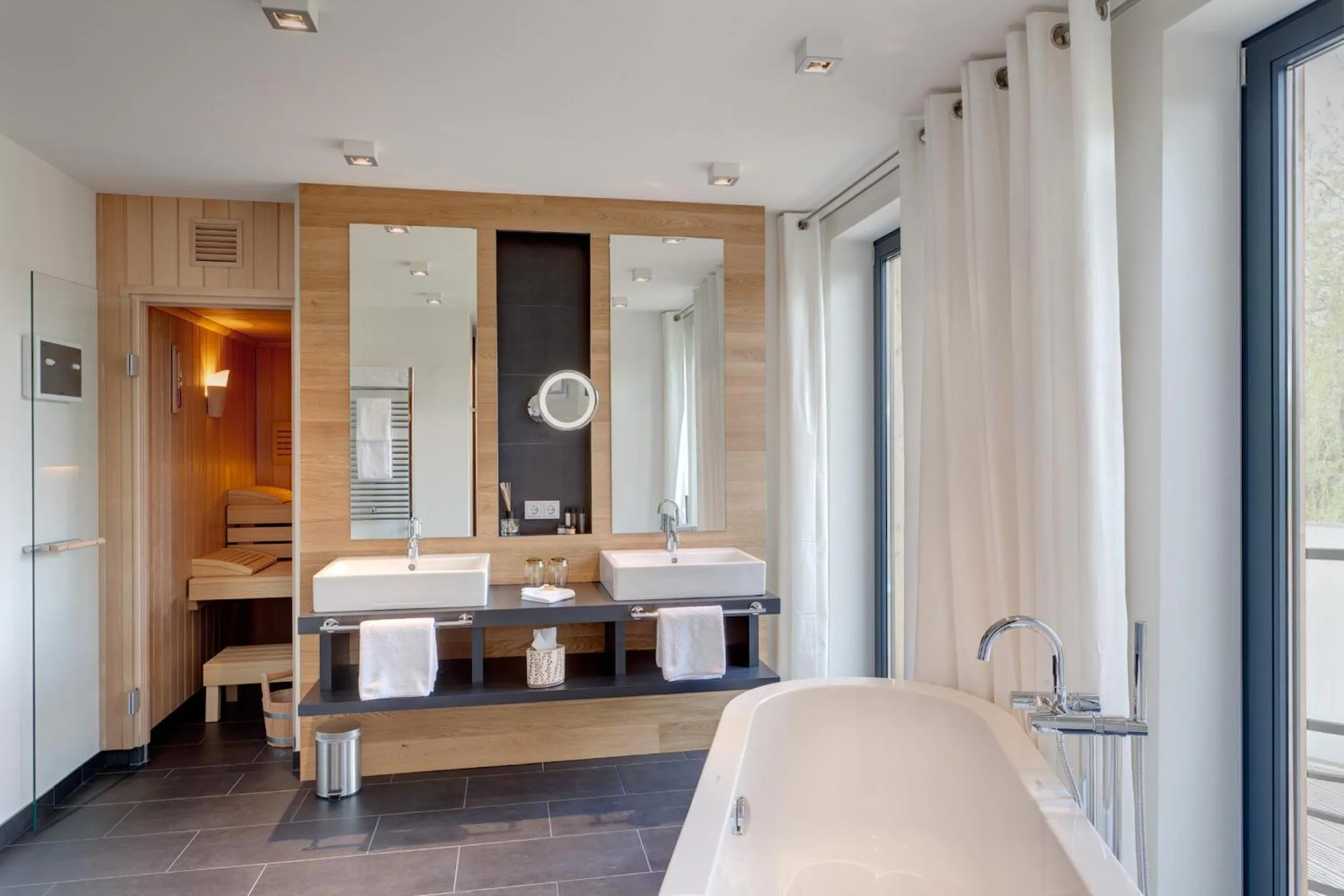 Bathroom in Hotel Strandhaus - Boutique Resort & Spa