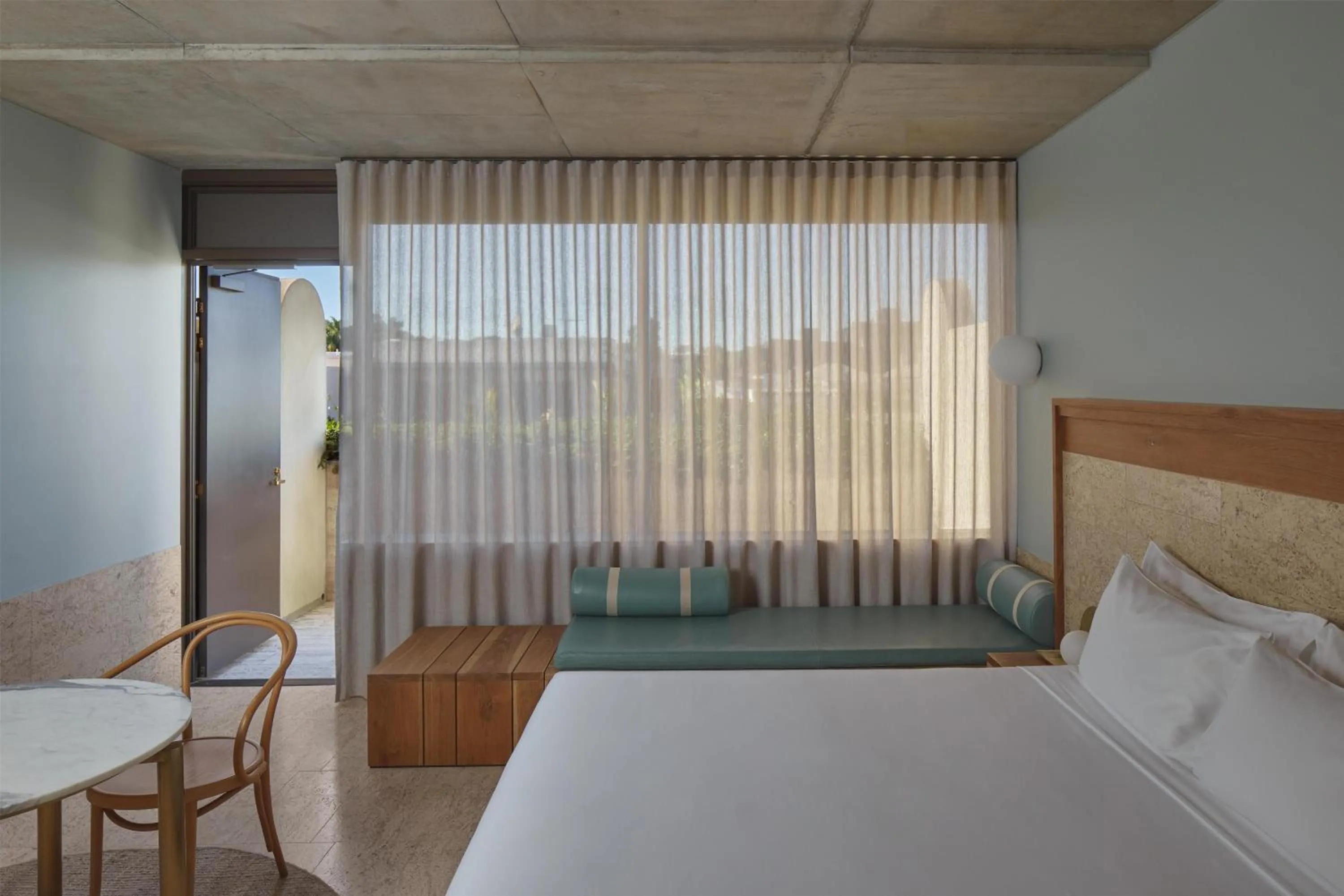 Bedroom, Bed in The Calile Hotel