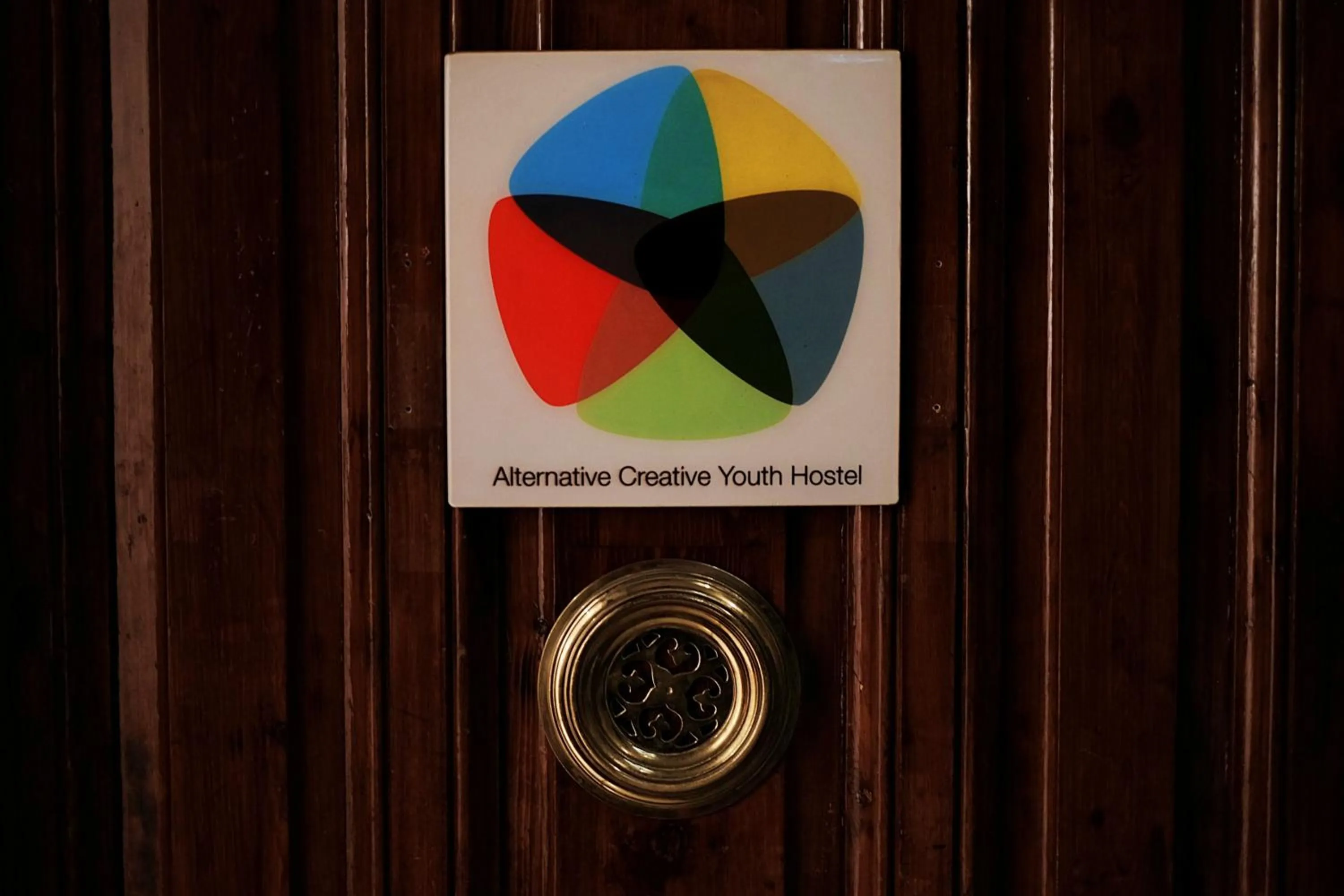 Facade/entrance in Alternative Creative Youth Hostel Barcelona