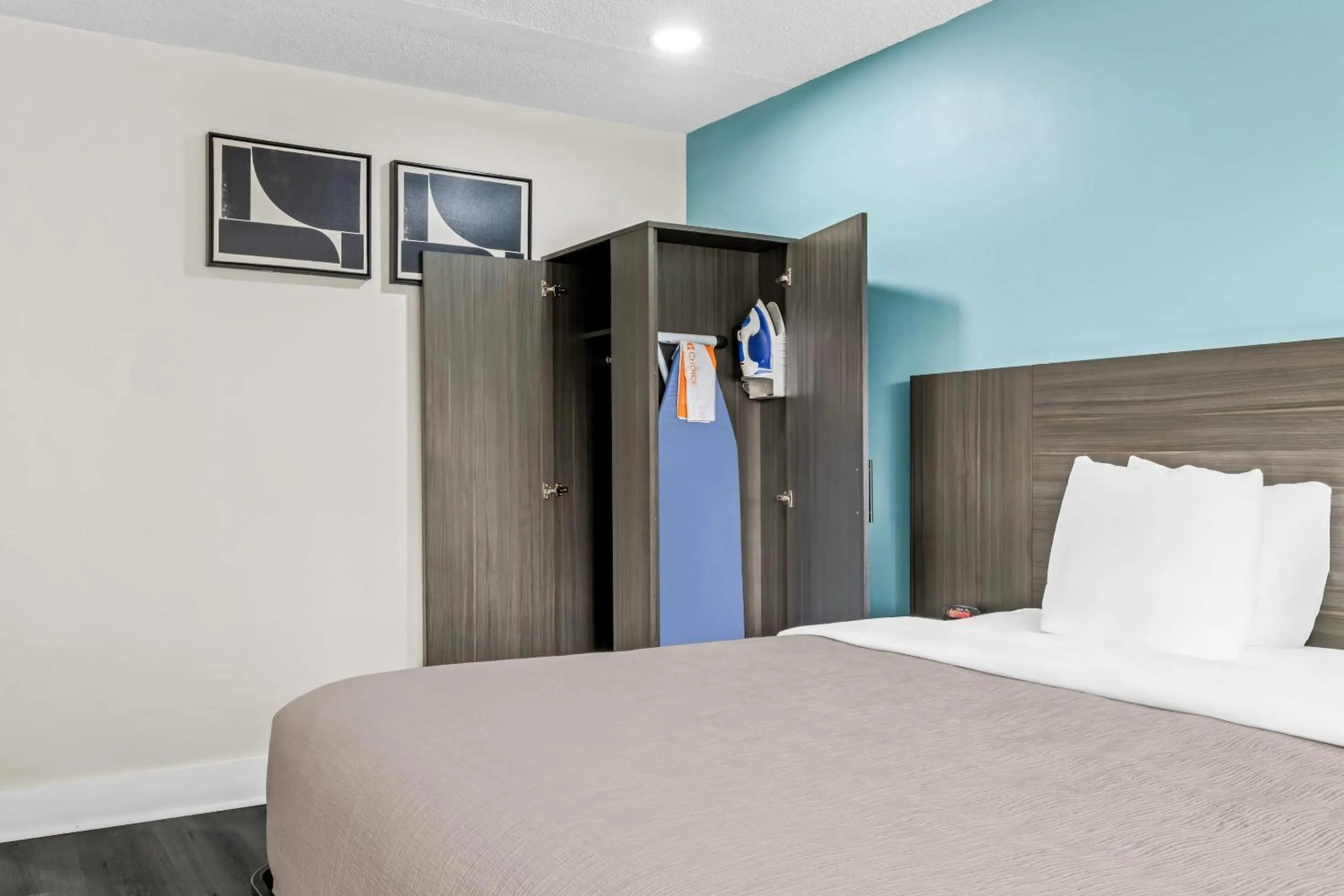 Bedroom, Bed in Quality Inn