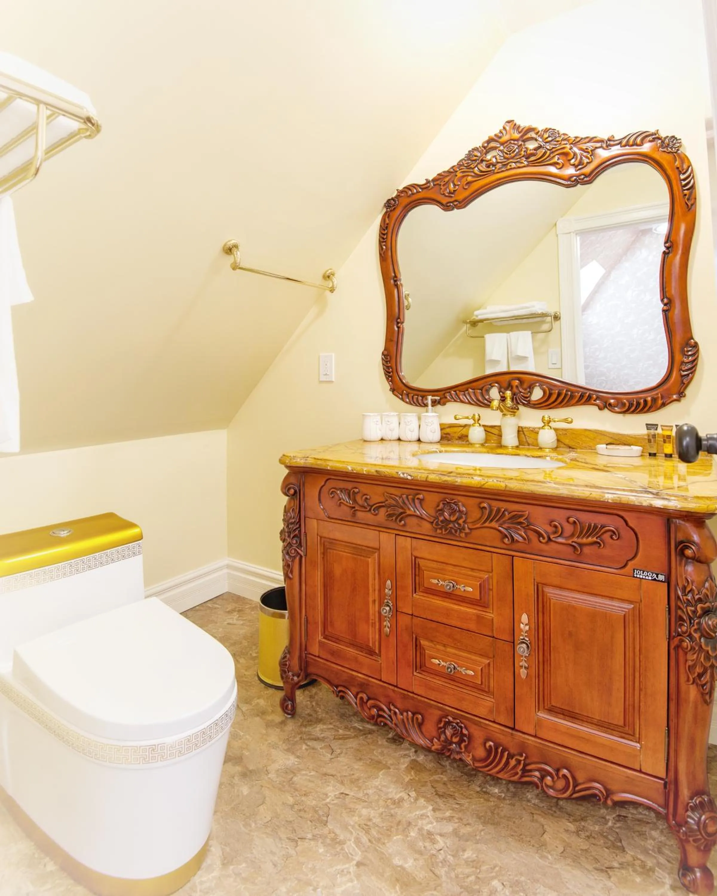 Bathroom in Prince inn