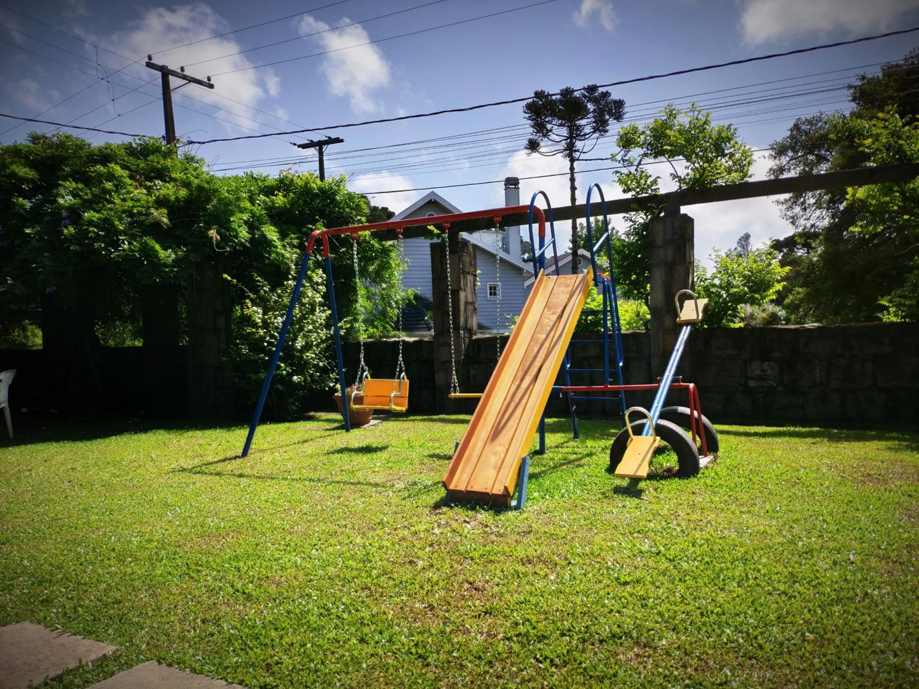 Children play ground in Pousada Casa Rosa