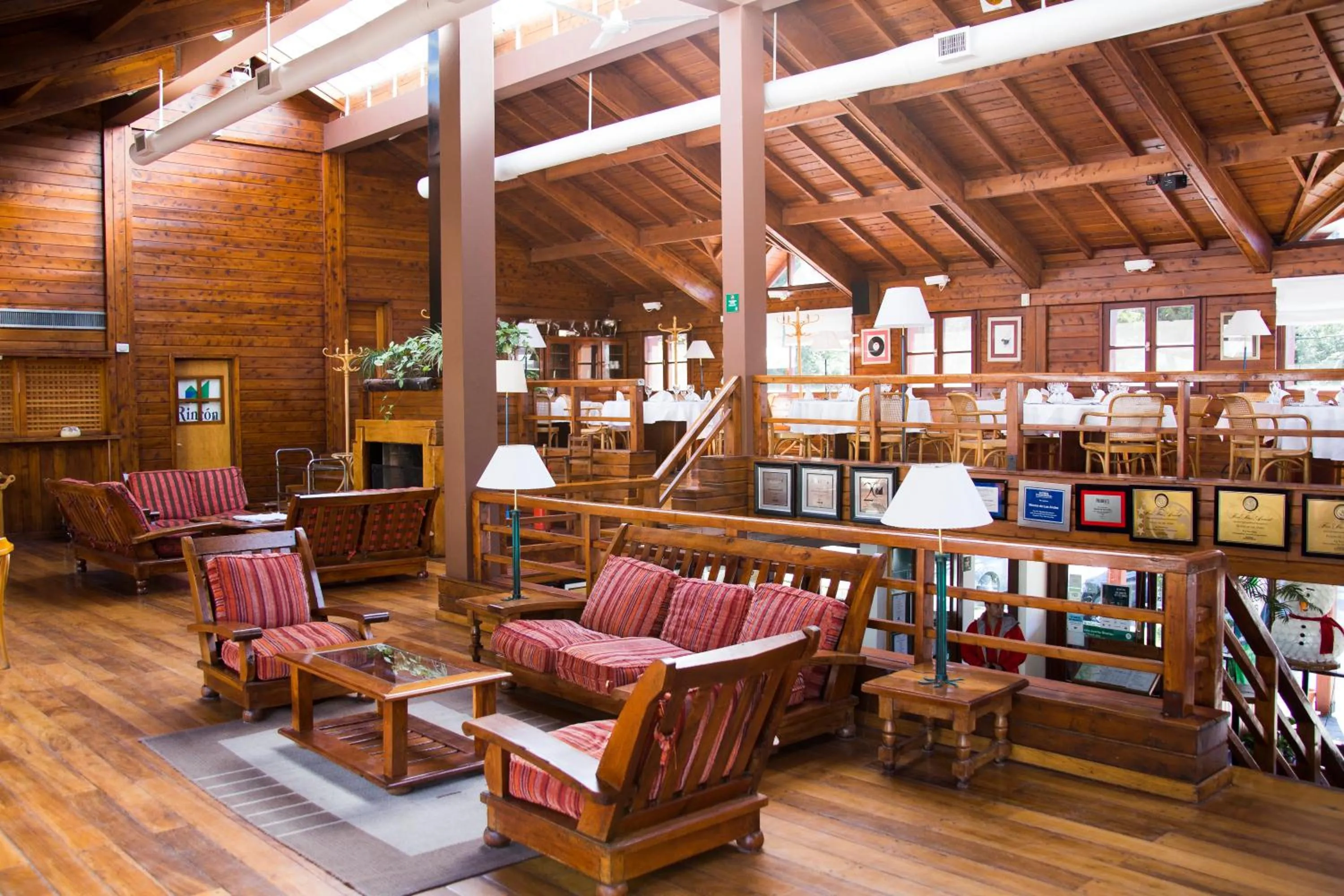 Lounge or bar in Rincón de los Andes Resort