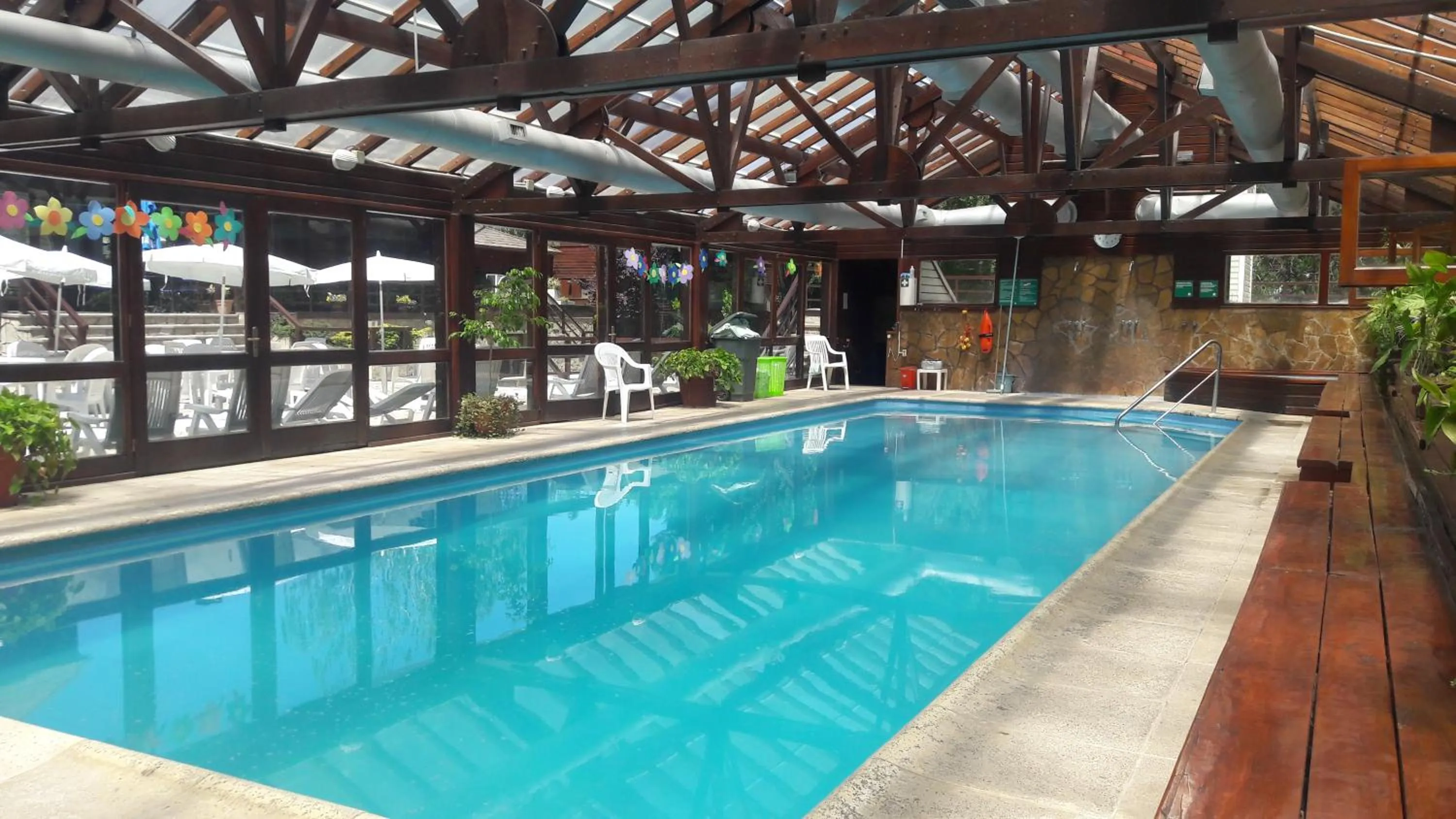 Swimming pool in Rincón de los Andes Resort