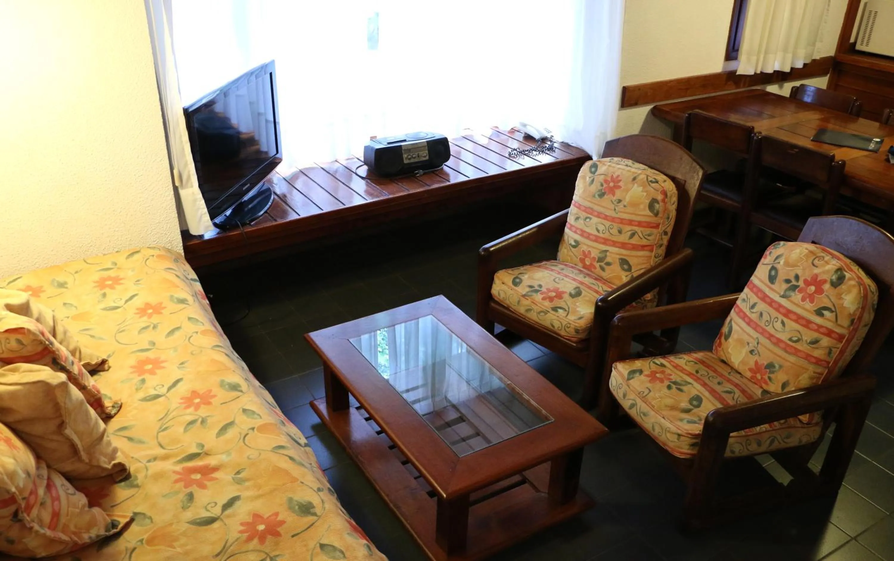 Communal lounge/ TV room in Rincón de los Andes Resort