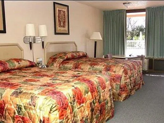 Rodeway Inn