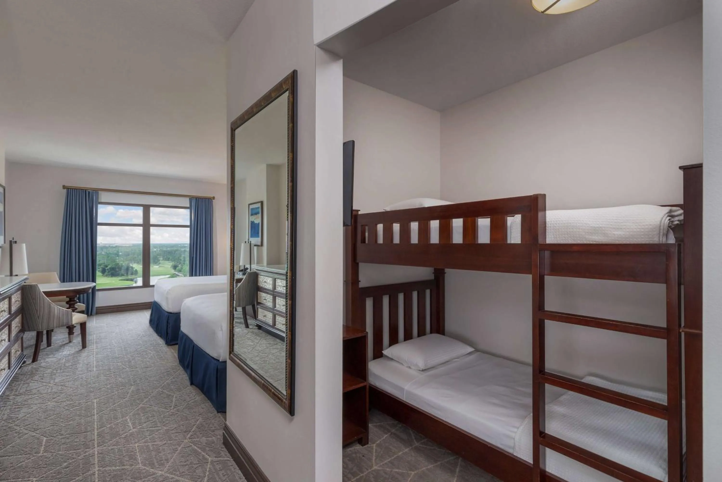 Photo of the whole room, Bed in Wyndham Grand Orlando Resort Bonnet Creek