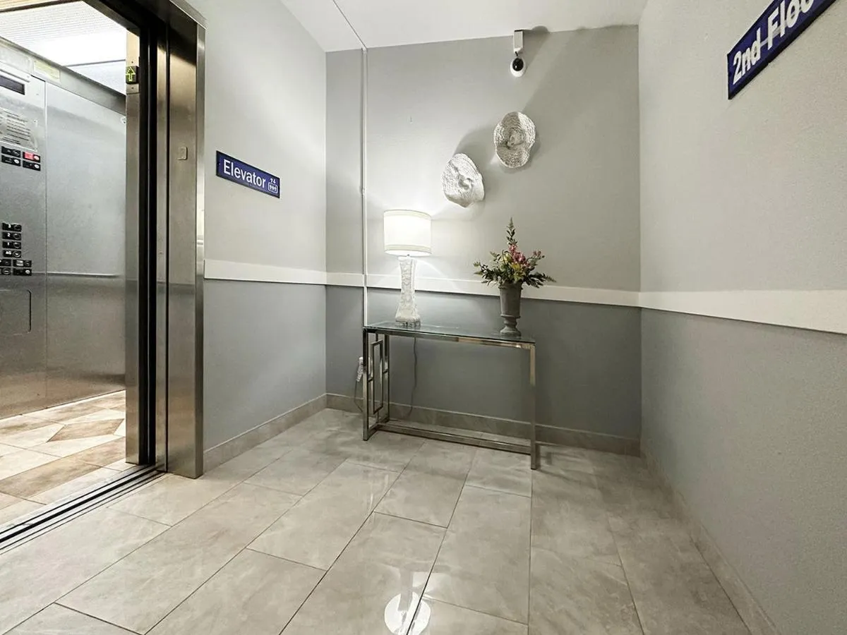 BayVue Hotel, Resort & Suites