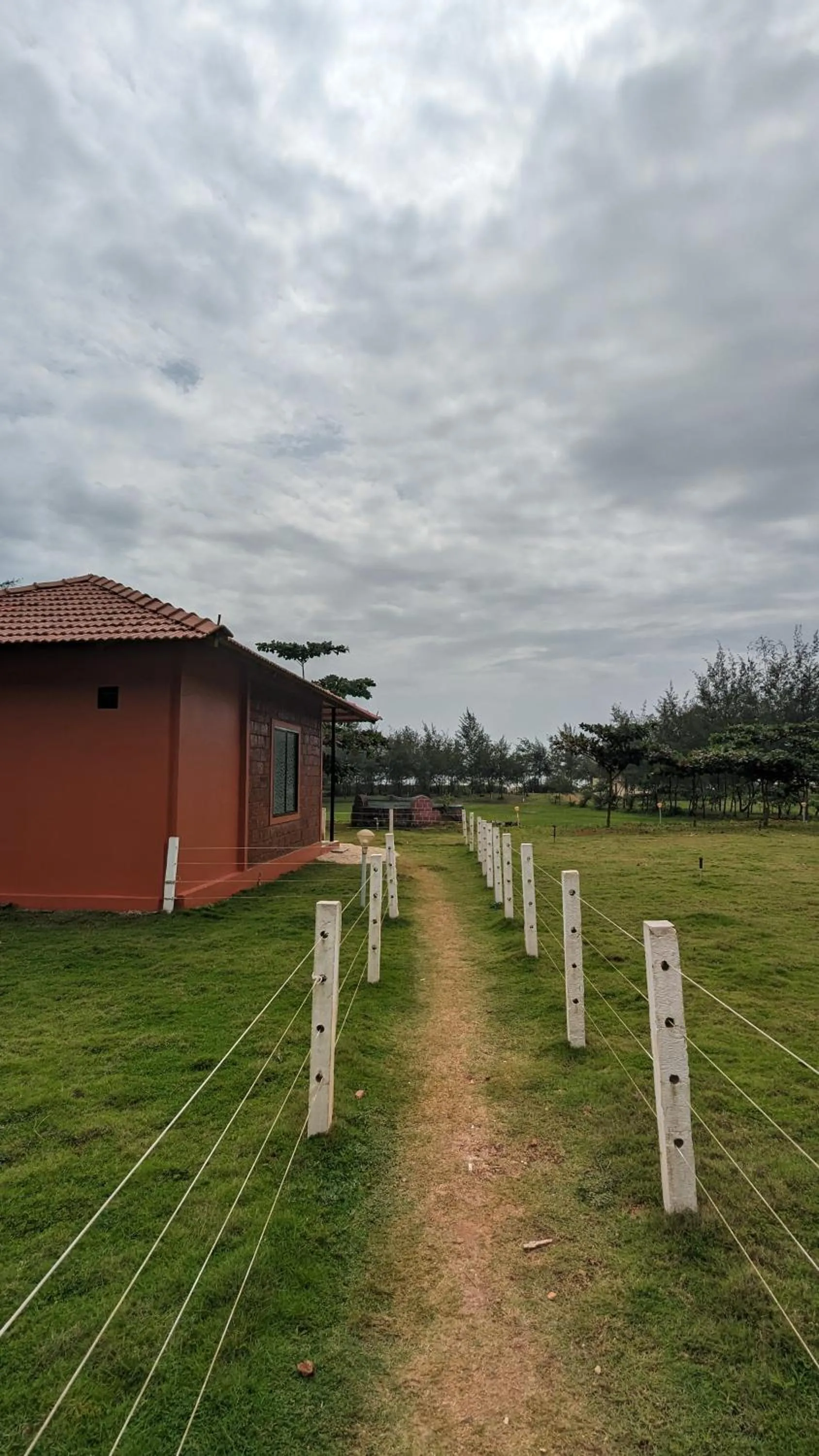 5 Mile Beach Resort