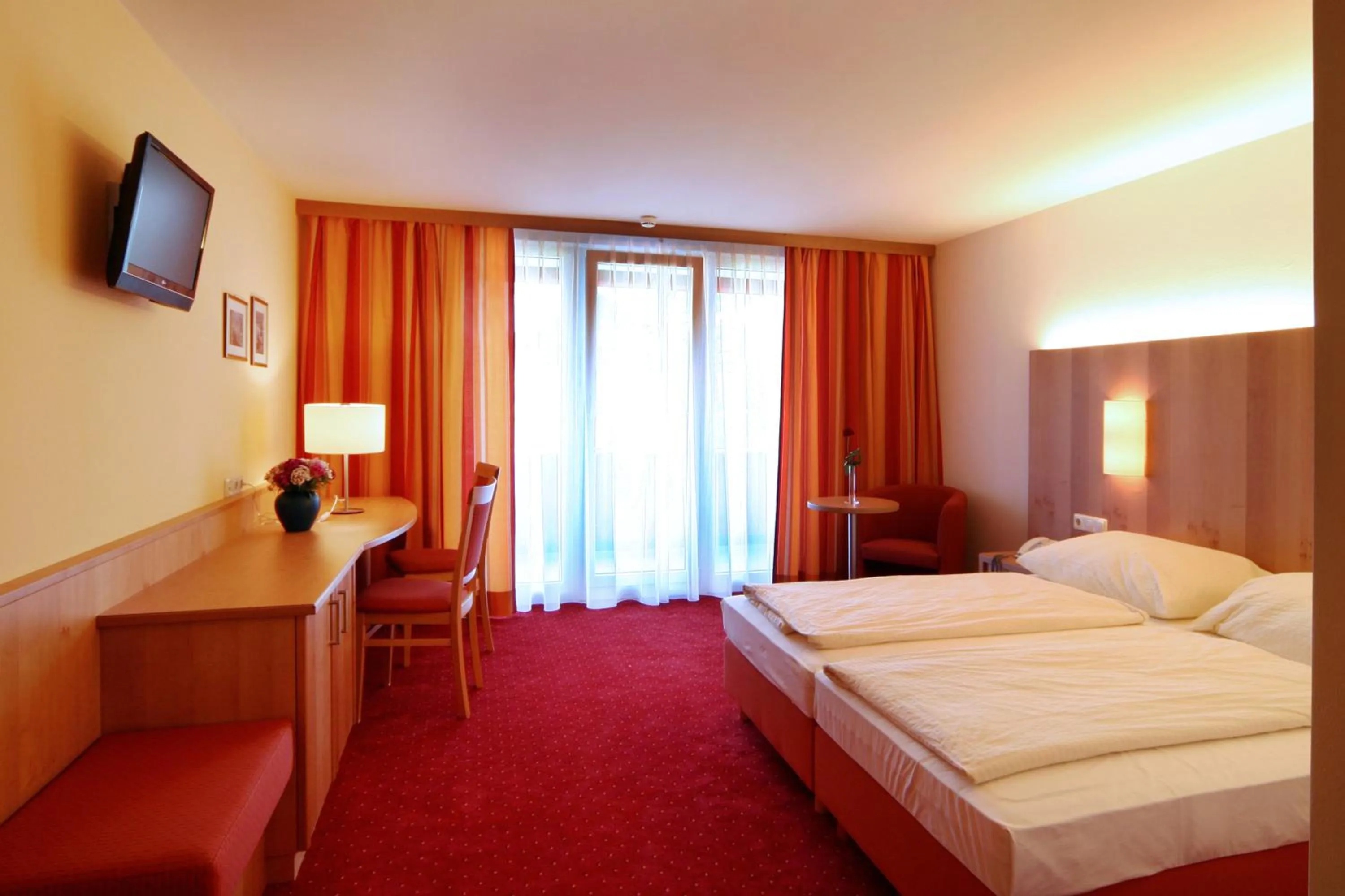 Photo of the whole room, Bed in Hotel Haberl - Attersee