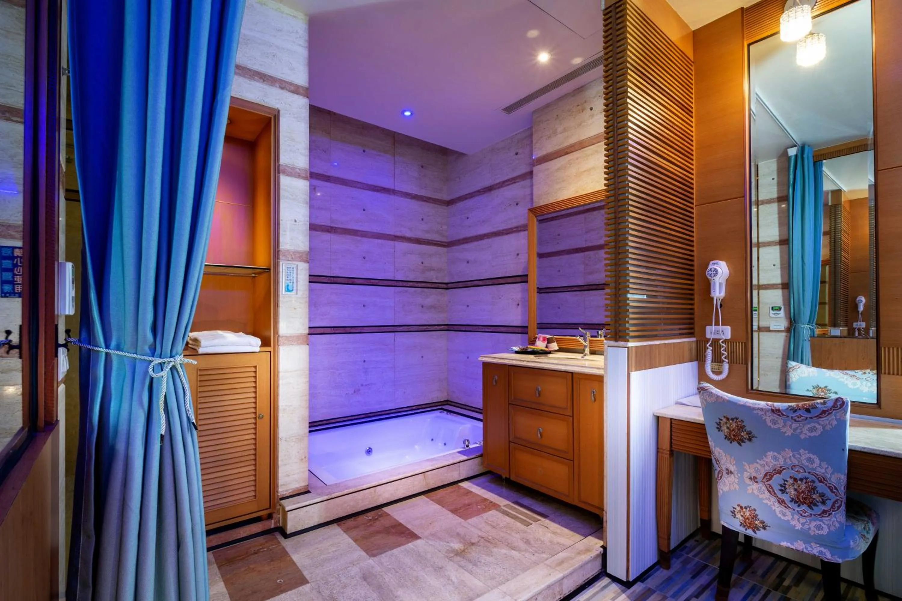 Bathroom in 國妃鷹堡時尚健康館King & Princess Motel